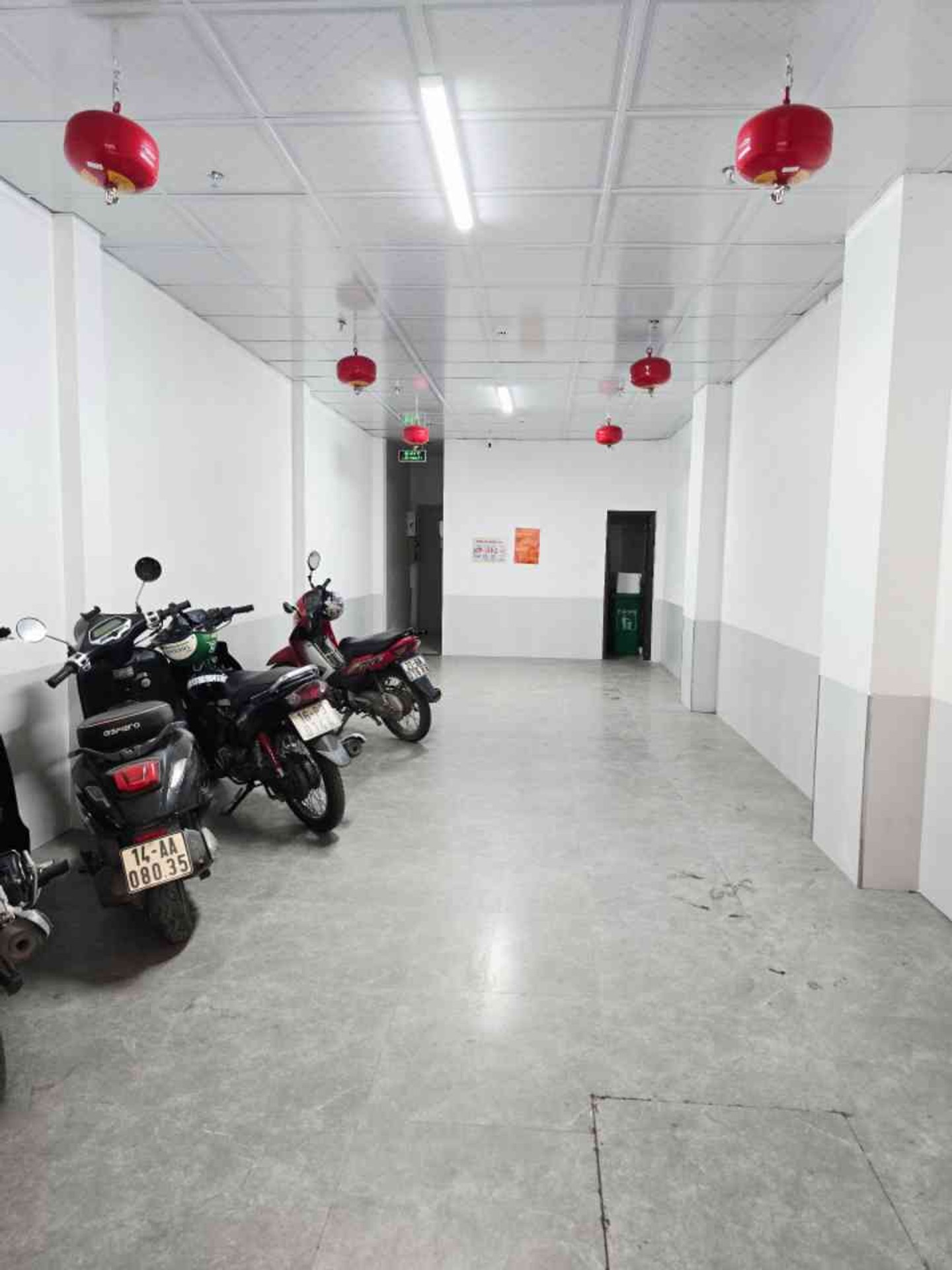 Bán căn hộ chung cư mini thang máy 15 phòng tại Giáp Bát