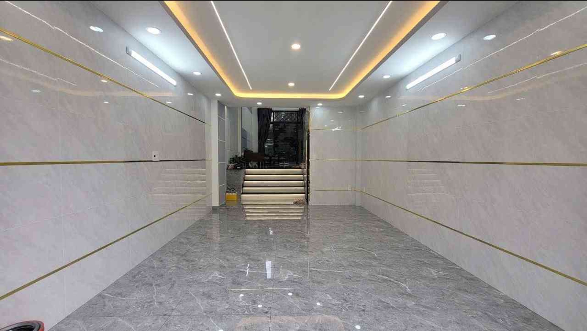 Bán nhà 5 tầng 4PN gần Tên Lửa Tân Tạo Bình Tân giá chỉ 7.5 tỷ