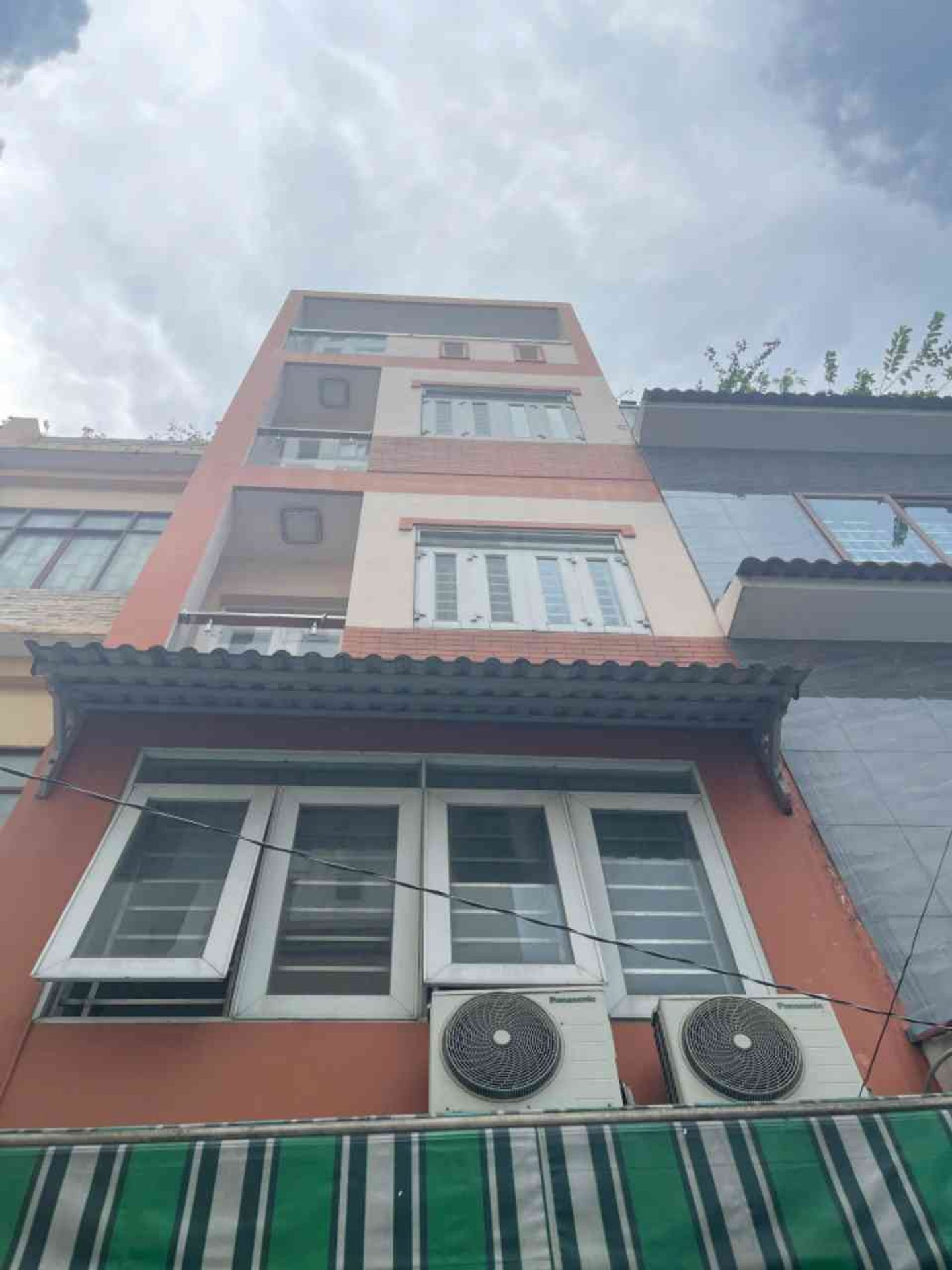 HẺM XE HƠI 7M - SÁT MẶT TIỀN - NHÀ ĐẸP - THANG MÁY