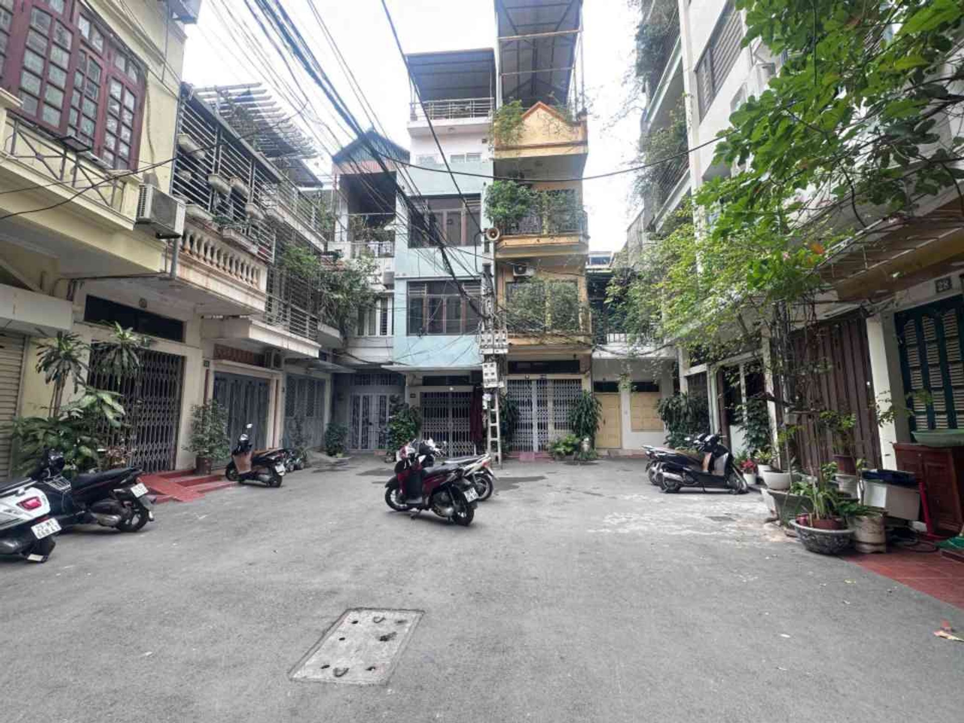 Nhà đẹp Nguyễn Lương Bằng, tiện ích bạt ngàn
Gần -ĐH Y-ĐH NGÂN HÀNG-ĐH THỦY LỢI