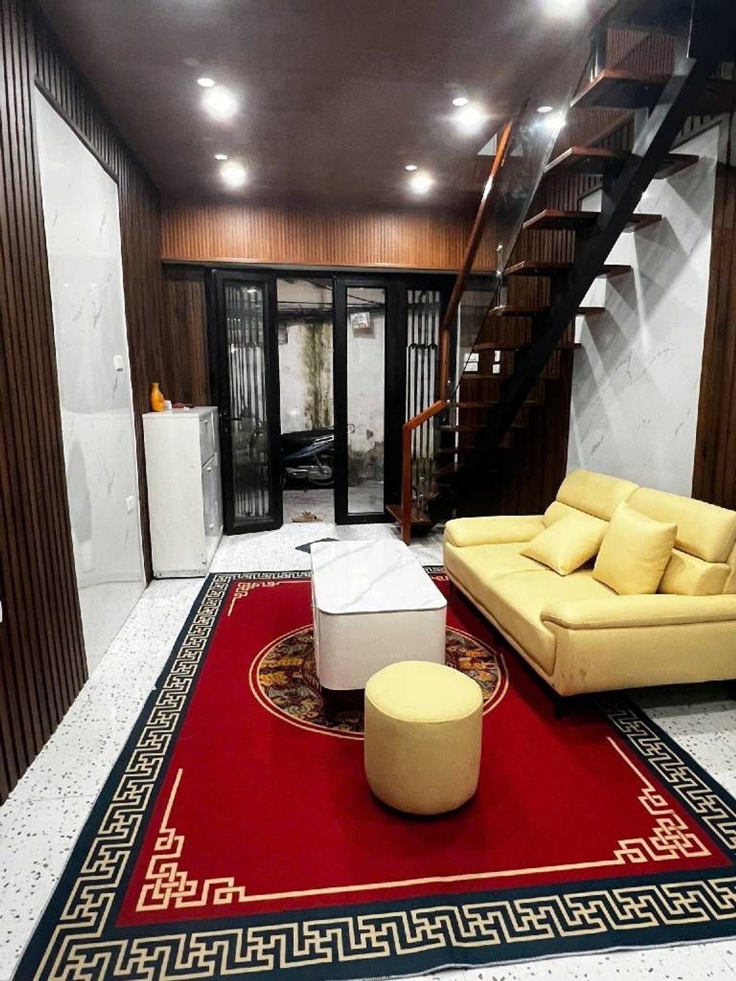 Căn hộ thông tầng Tân Mai, giá chào giảm sốc, ô tô đỗ cửa