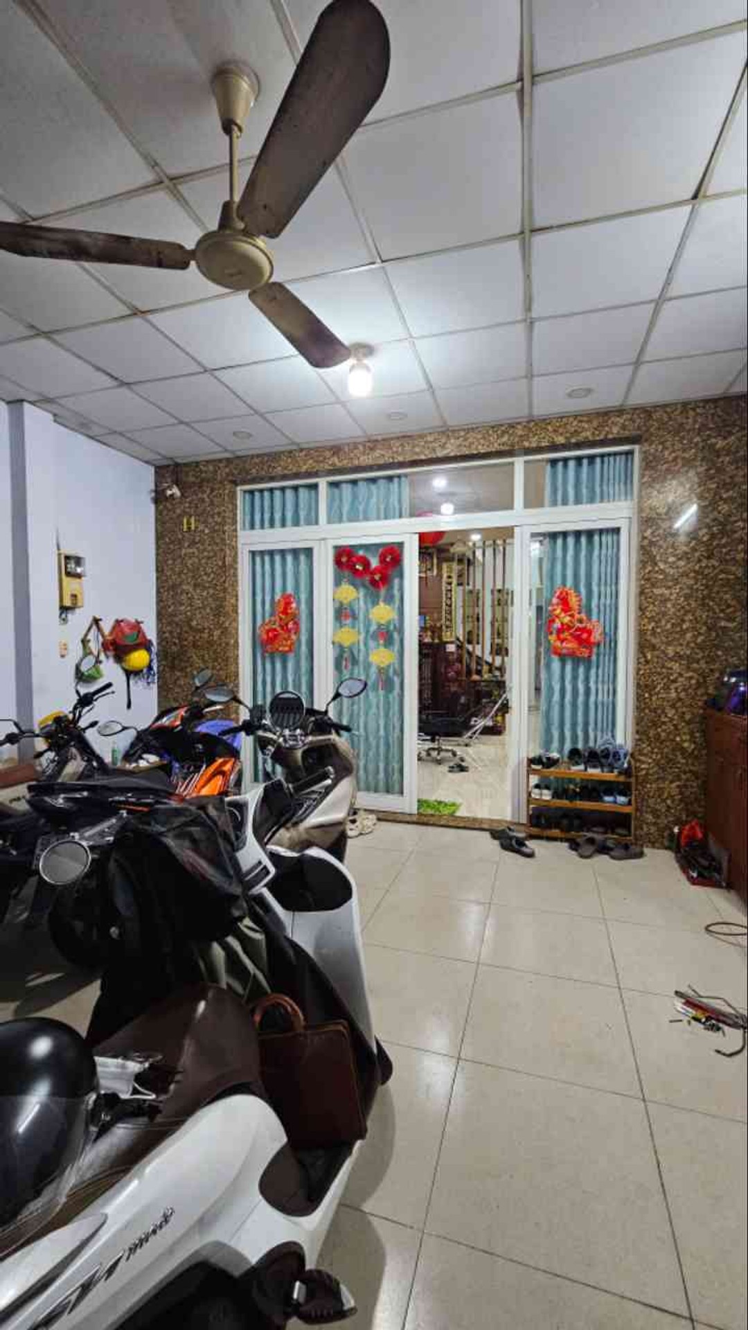 105M2 X 3 TẦNG - MTKD NGAY NGÃ 4 ÂU CƠ - LẠC LONG QUÂN