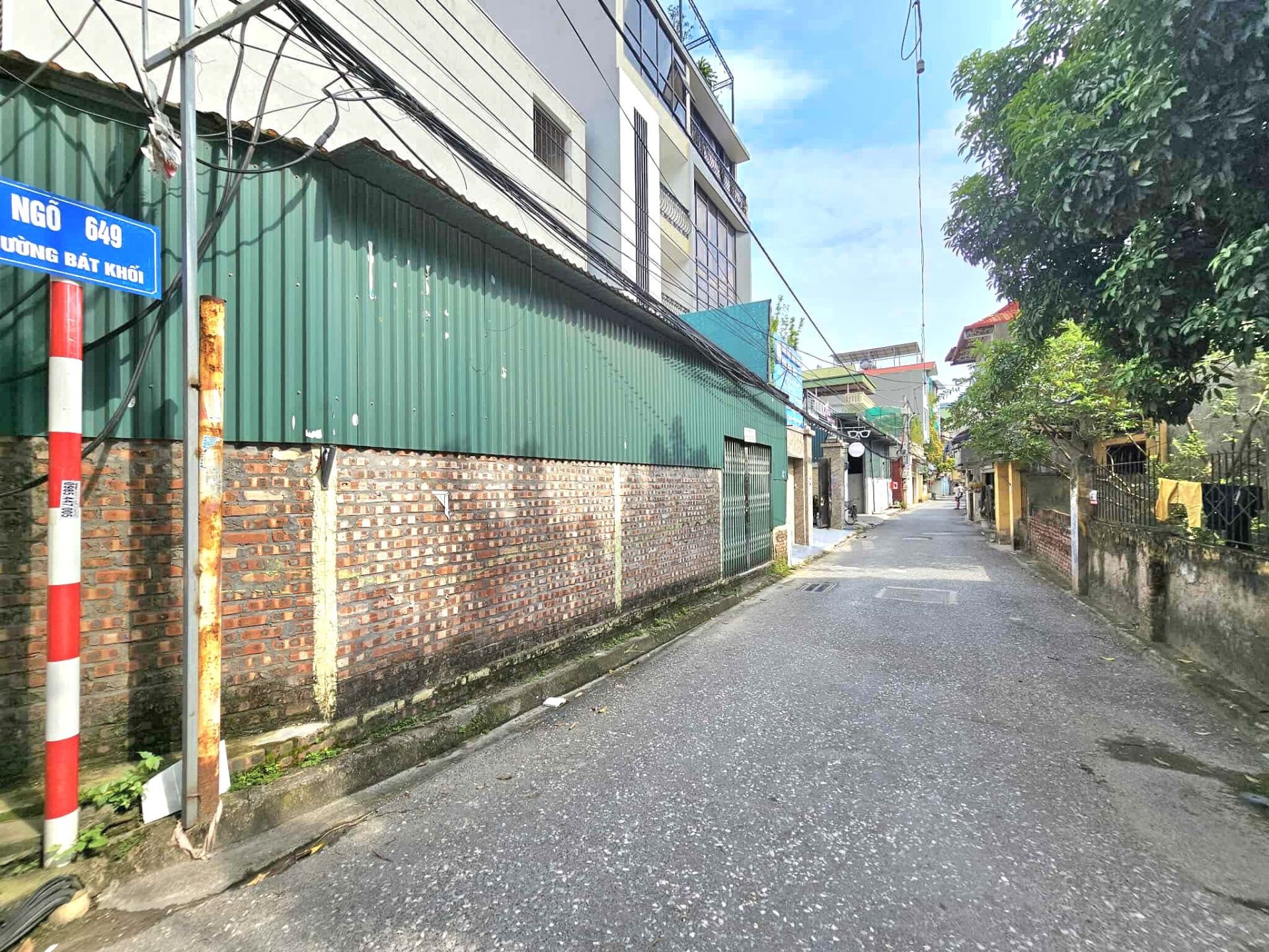 Bán nhà CCMN 56m2 BAT KHỐI Phường Long Biên