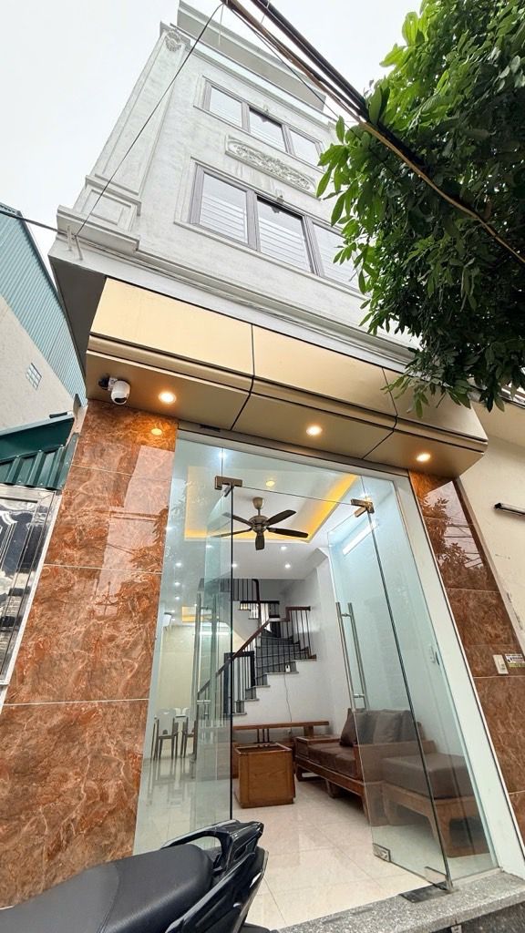 Bán nhà 4 tầng tại Vĩnh Quỳnh, diện tích 40m², full nội thất, giá 6,6 tỷ