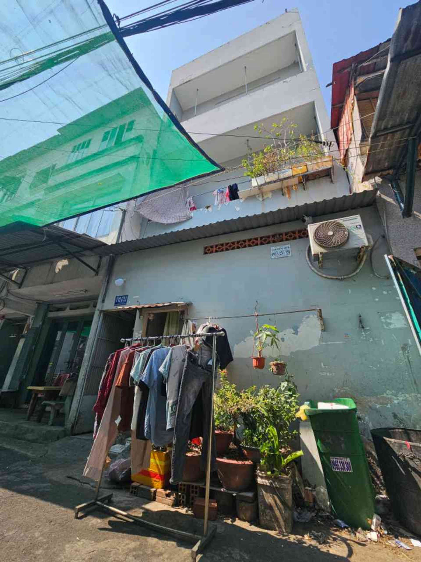Nhà mặt tiền đường Tỉnh lộ 10, giá mềm mại nhất thời điểm hiện nay luôn ấy