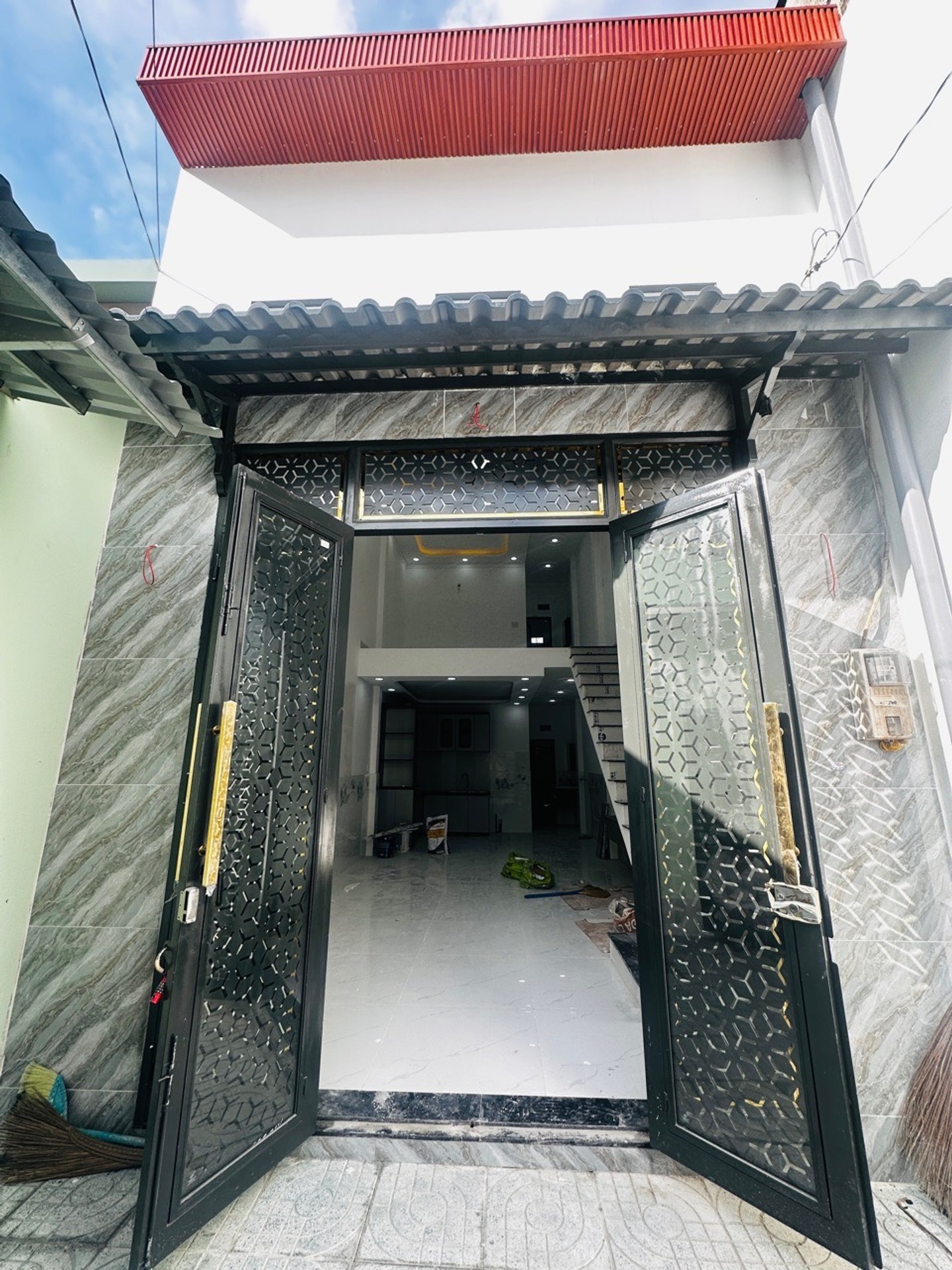 🏡 NHÀ ĐẸP Ở NGAY – TTH21 - BV TRUNG TÂY– 3,6 TỶ 🌹
📍 Hẻm an ninh, đường Tân Thới Hiệp 21 Q12