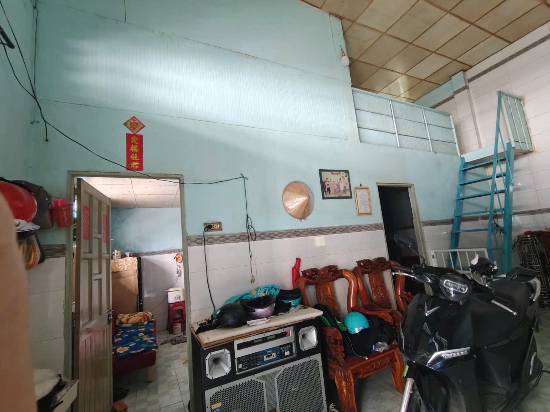 Nhà 2 tầng diện tích 74.8m² tại khu dân cư trung tâm Hóc Môn giá 4.2 tỷ
