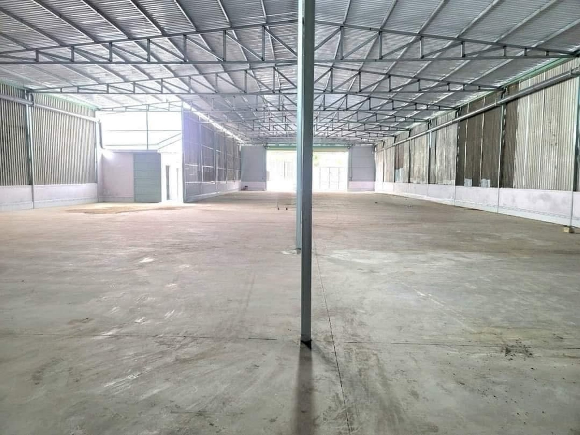Bán nhà xưởng gần 1000m ngay Nguyễn Văn Bứa, đường vành đai 3, Hóc Môn