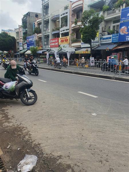 Nhà 2 mặt tiền, xe tải ra vào, Tân Phú, giá 7.2 tỷ