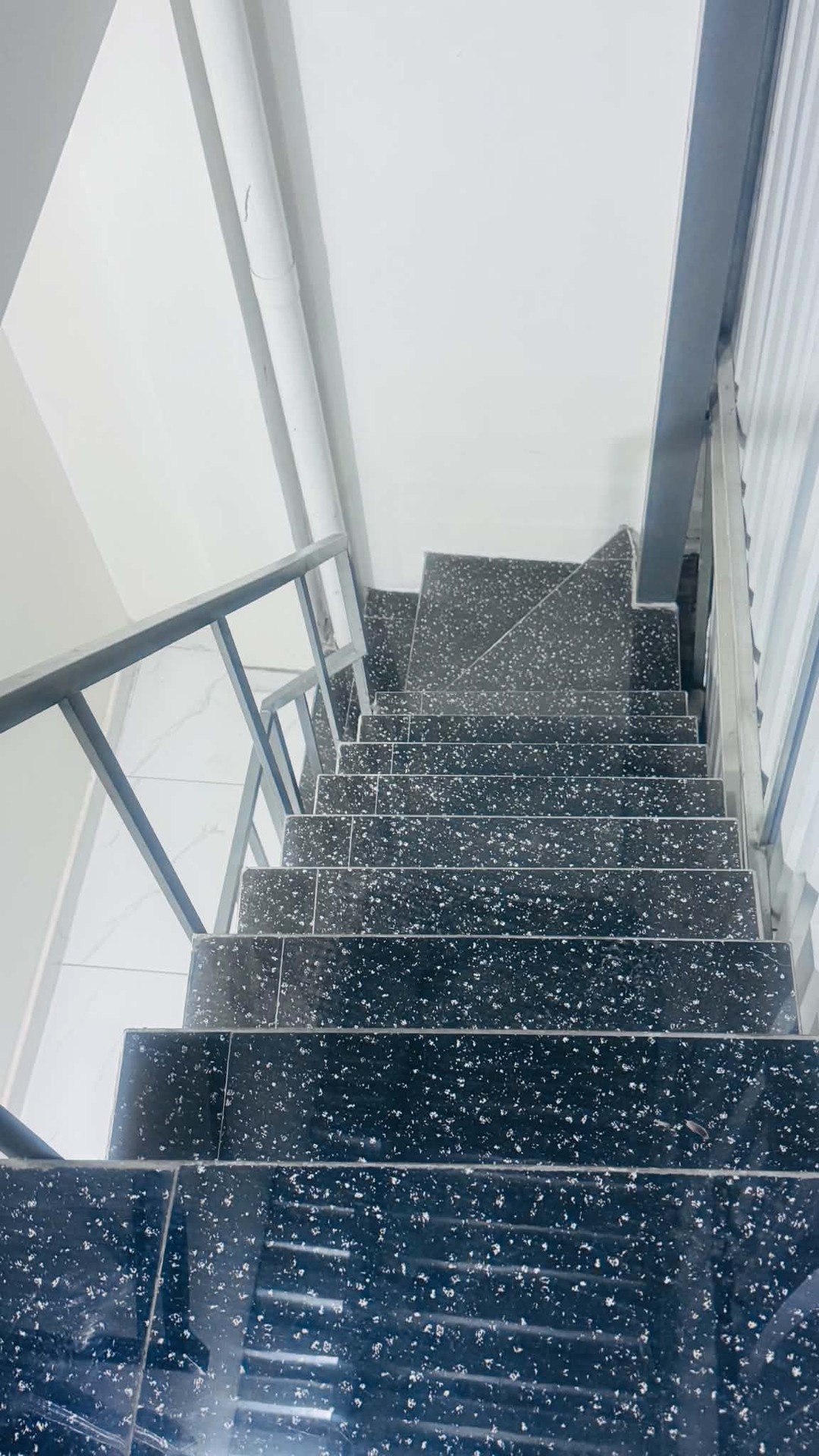 Nhà Lô Góc Mặt Tiền Chợ Ông Trác - Hóc Môn