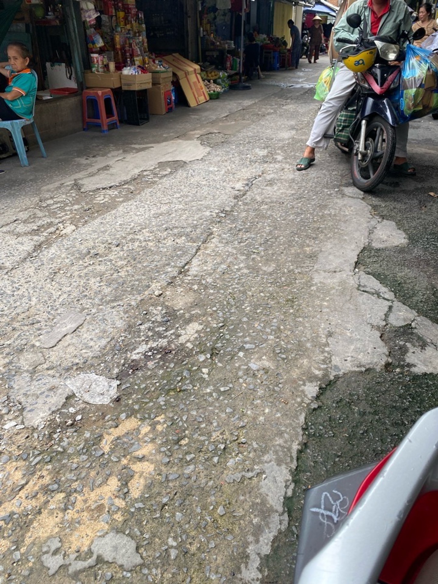 Bán nhà riêng 59m² tại phường Tân Định, giá 7,5 tỷ đồng, thuận tiện xây dựng mới.