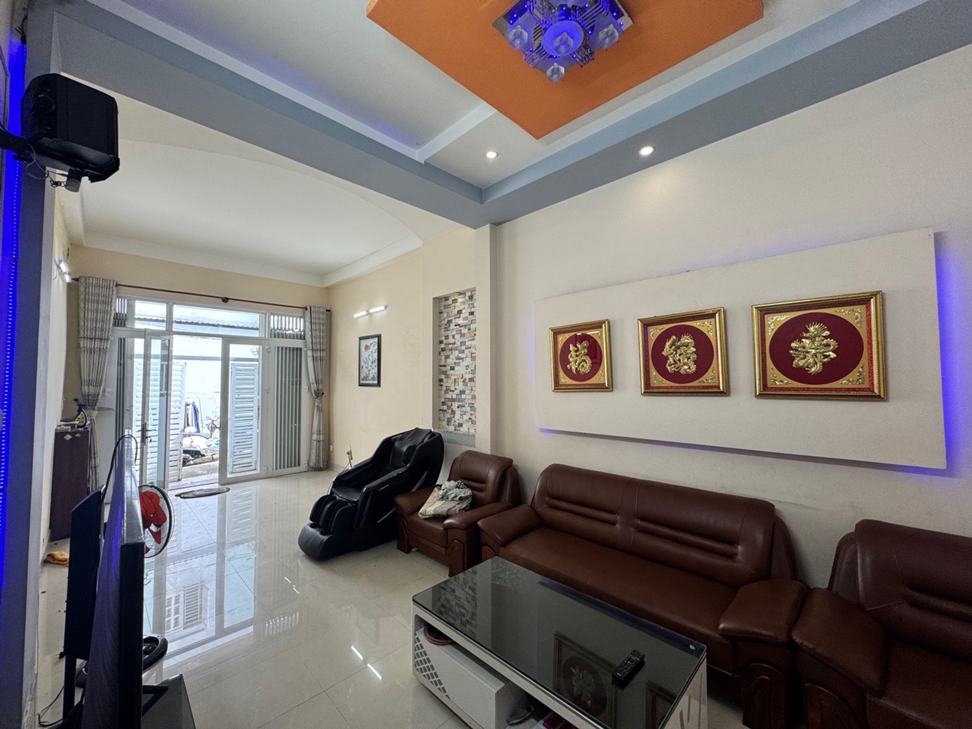 Nhà 4 tầng có 4 phòng ngủ bán tại quận Bình Tân giá 6,1 tỷ