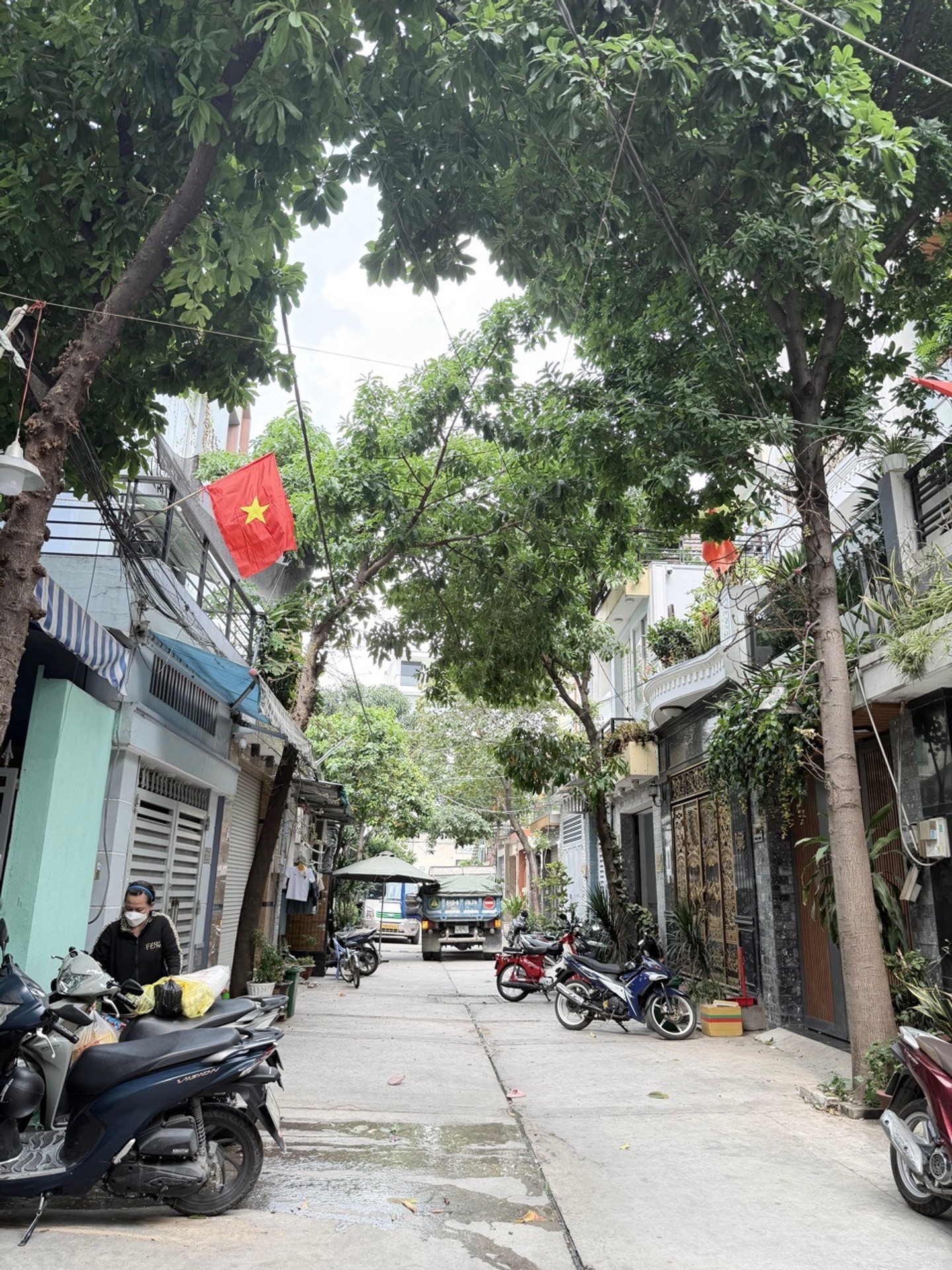 Bán nhà mặt phố 2 tầng tại phường Bình Hưng Hòa, Bình Tân, gần Aeon Tân Phú