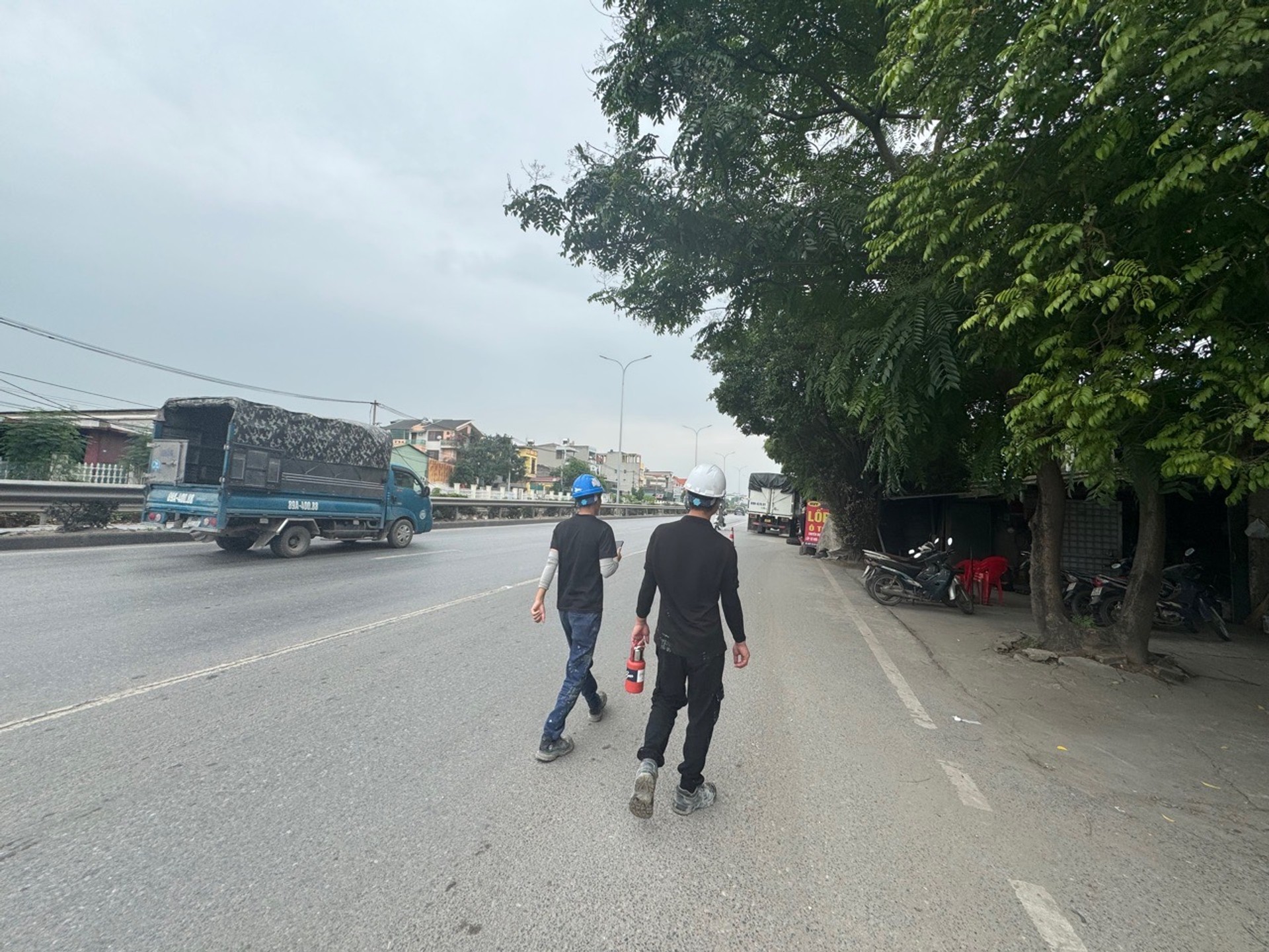 Bán nhà 2 tầng Minh Khai Như Quỳnh, cạnh quốc lộ 5
