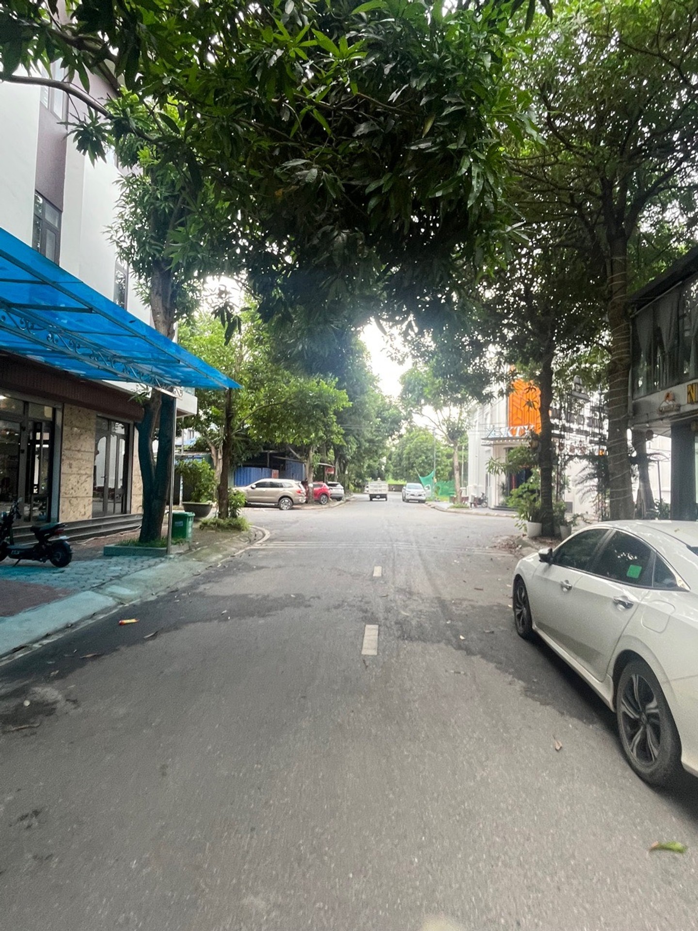 Bán đất 113 Như Quỳnh Hưng Yên vỉa hè, ô tránh kinh doanh sầm uất, ở an ninh tuyệt đối