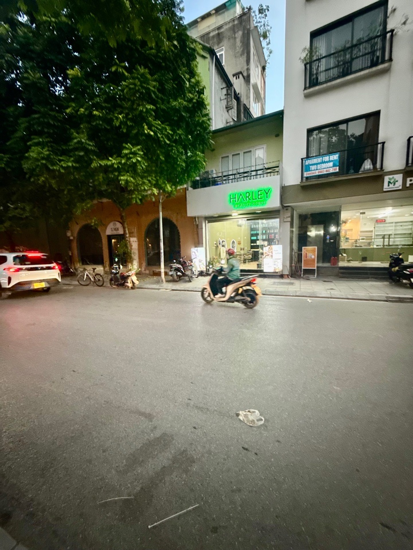 MẶT PHỐ TÔ NGỌC VÂN – TÂY HỒ | VỈA HÈ RỘNG – Ô TÔ TRÁNH – KINH DOANH ĐỈNH – GIỮ TIỀN CỰC TỐT