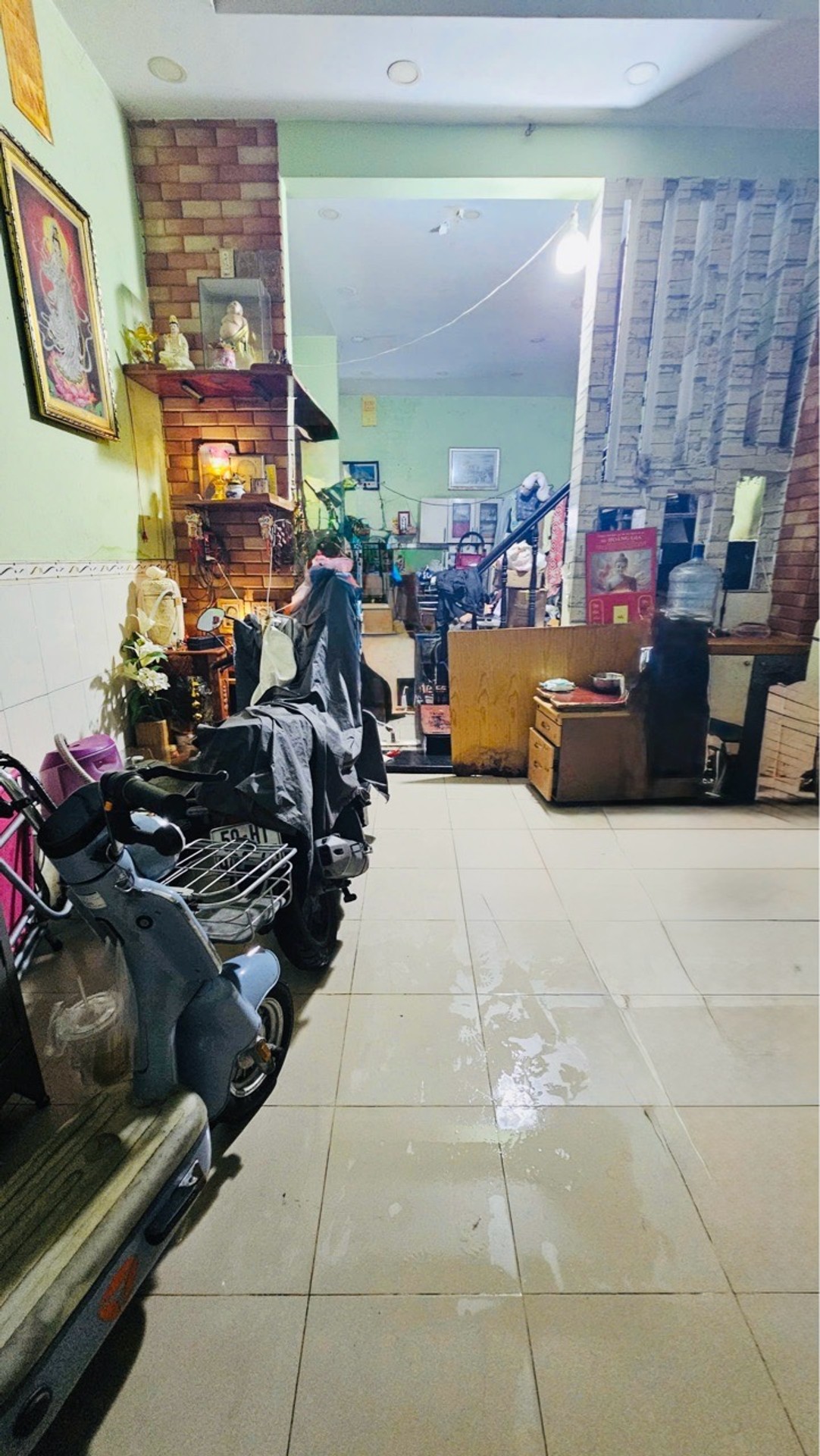 Nhà riêng trung tâm Quận 5 tiện lợi, gần hẻm ô tô, giá tốt đáng sở hữu