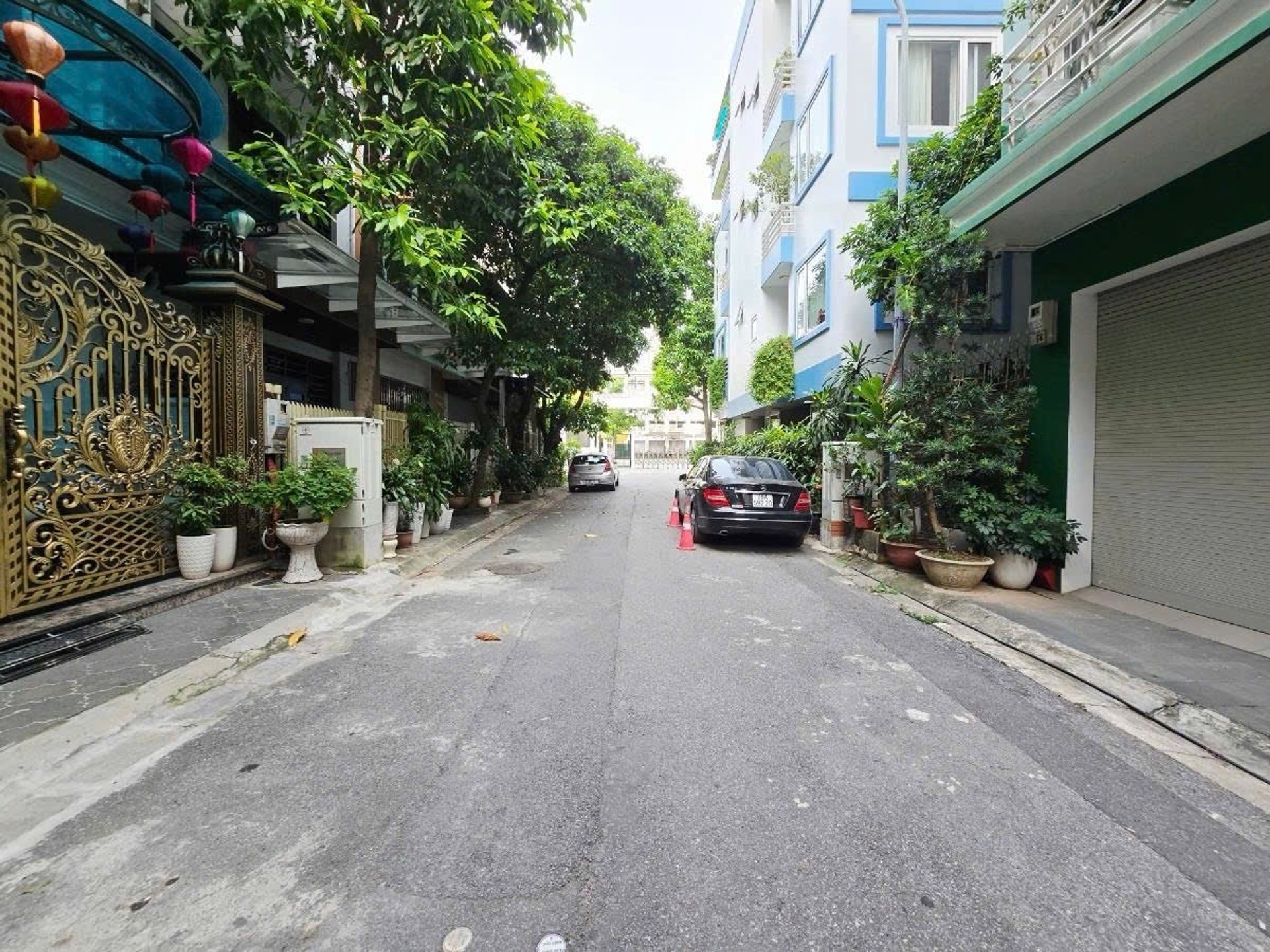 PHÂN LÔ VIP - Hai Ô Tô Tránh- Hai Thoáng - Vỉa Hè - Kinh Doanh -