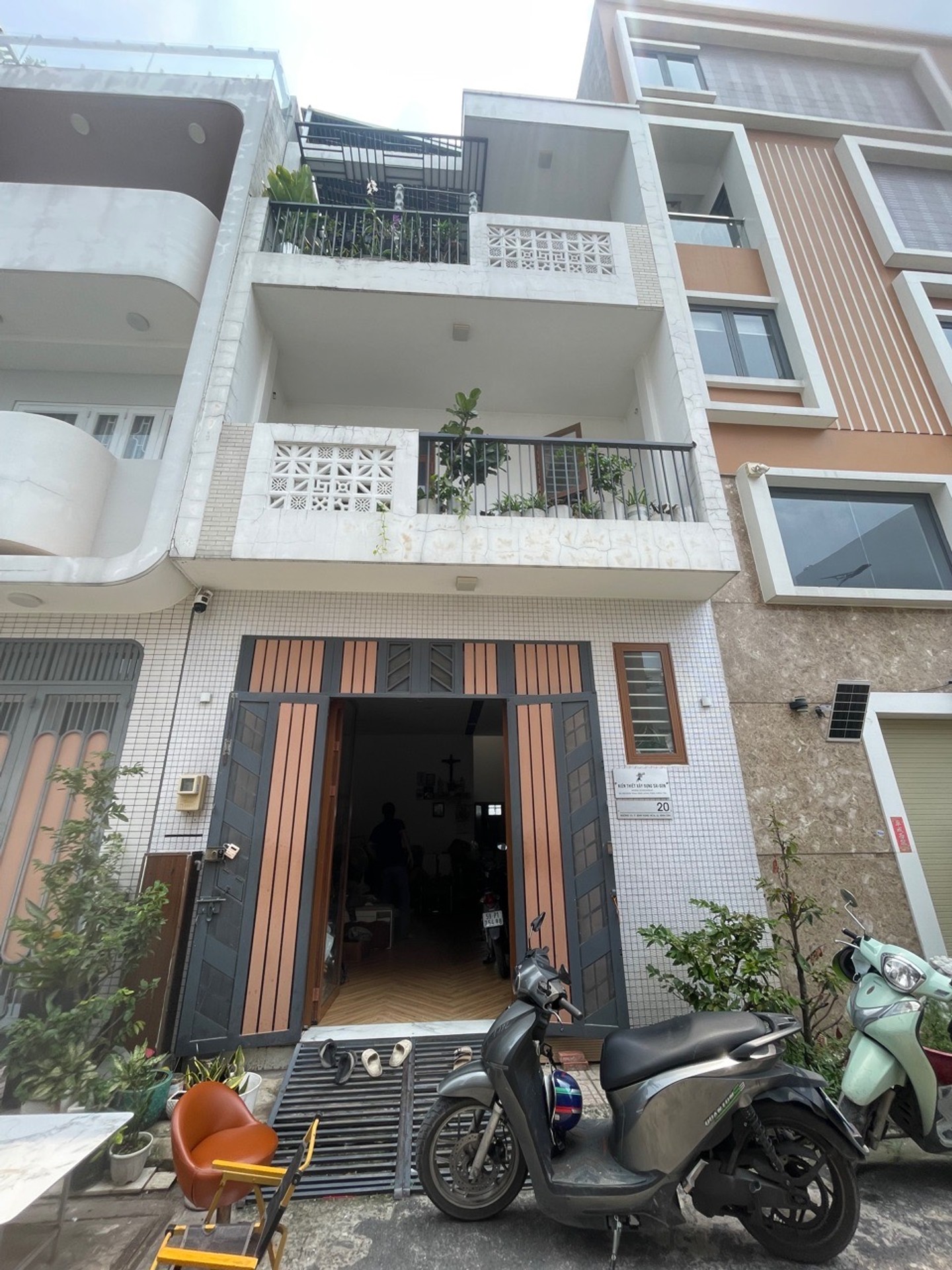Bán nhà riêng 3 tầng 50m2 tại Bình Hưng Hoà, Tây, pháp lý sổ hồng