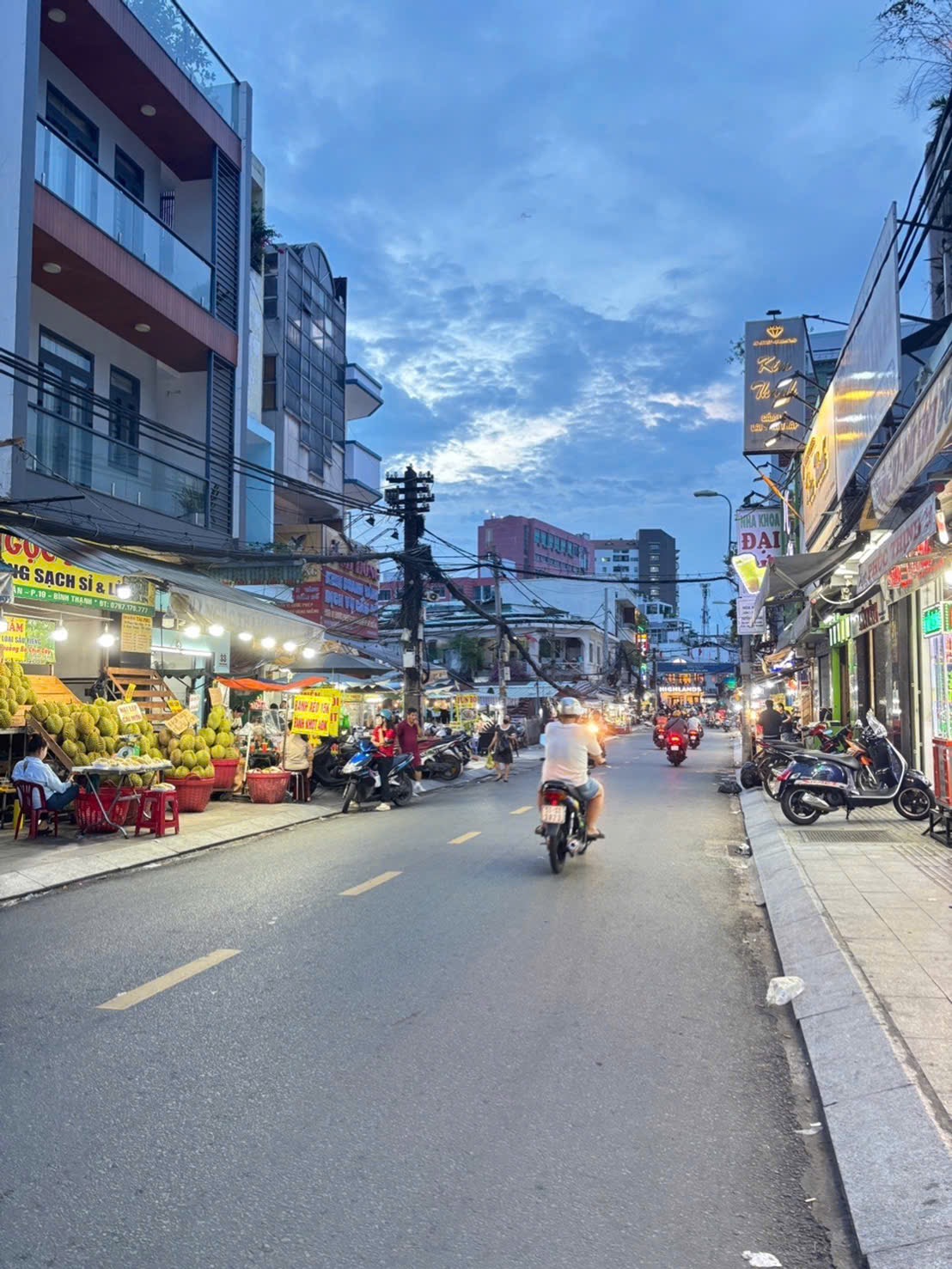 🌆 3 TẦNG BTCT Sát Cầu Thị Nghè - Phan Văn Hân - DT 62M2 - NGANG HƠN 6M
