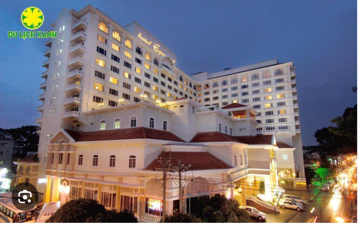 B.án Nh.à Mặt Tiền Q.5 gần KS Equatorial - CV Lý Thái Tổ - DT: 44m2 - 2 tầng mới - chỉnh 8.X tỉ - t