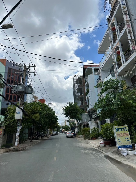 Bán nhà mặt phố 4 tầng 56m2 Tân Phú giá 9,99 tỷ