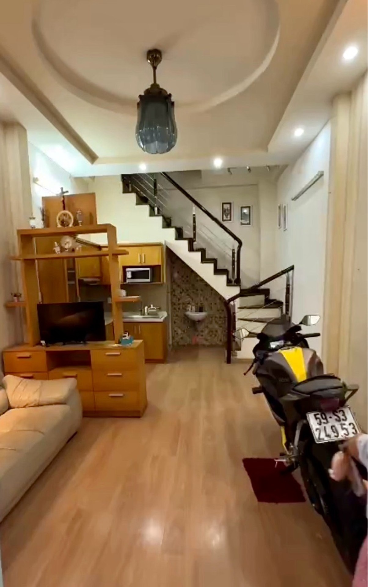 👉BÌNH THẠNH- NGUYỄN THƯỢNG HIỀN $ HẠ GIÁ MỚI 4.7 TY TL
👉DT:25M (3.6x6.8)
👉 VUÔNG A4 .4 TẦNG Btc