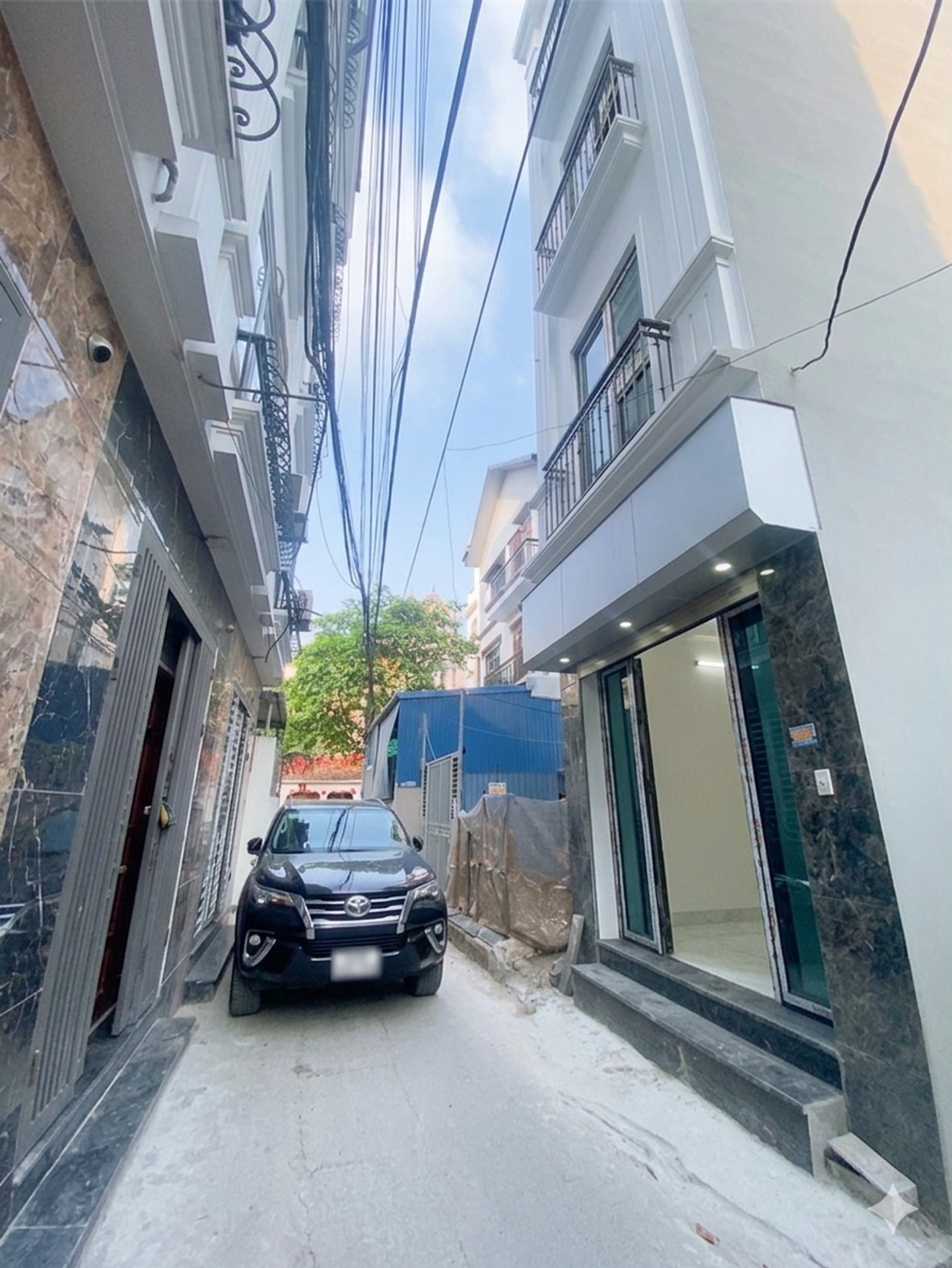 Bán nhà riêng lô góc 3 thoáng tại phường Đồng Mai, Nhà 5 tầng, ô tô vào nhà