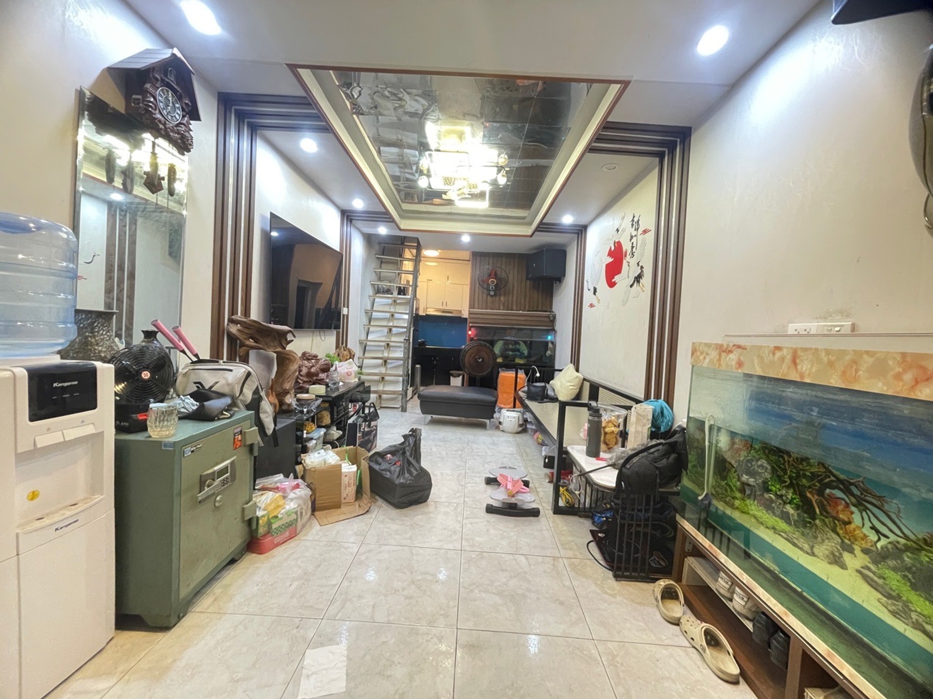 Bán nhà riêng 3 tầng tại Phường Phùng Khoang, diện tích 25m2, khu dân cư sầm uất