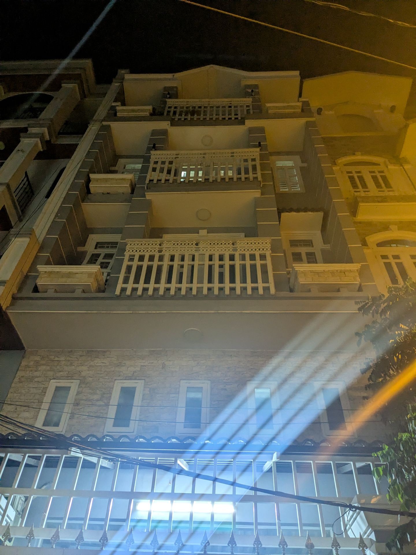 Bán nhà riêng 5 tầng diện tích 60,5m² tại khu dân trí, tiềm năng cho thuê ổn định
