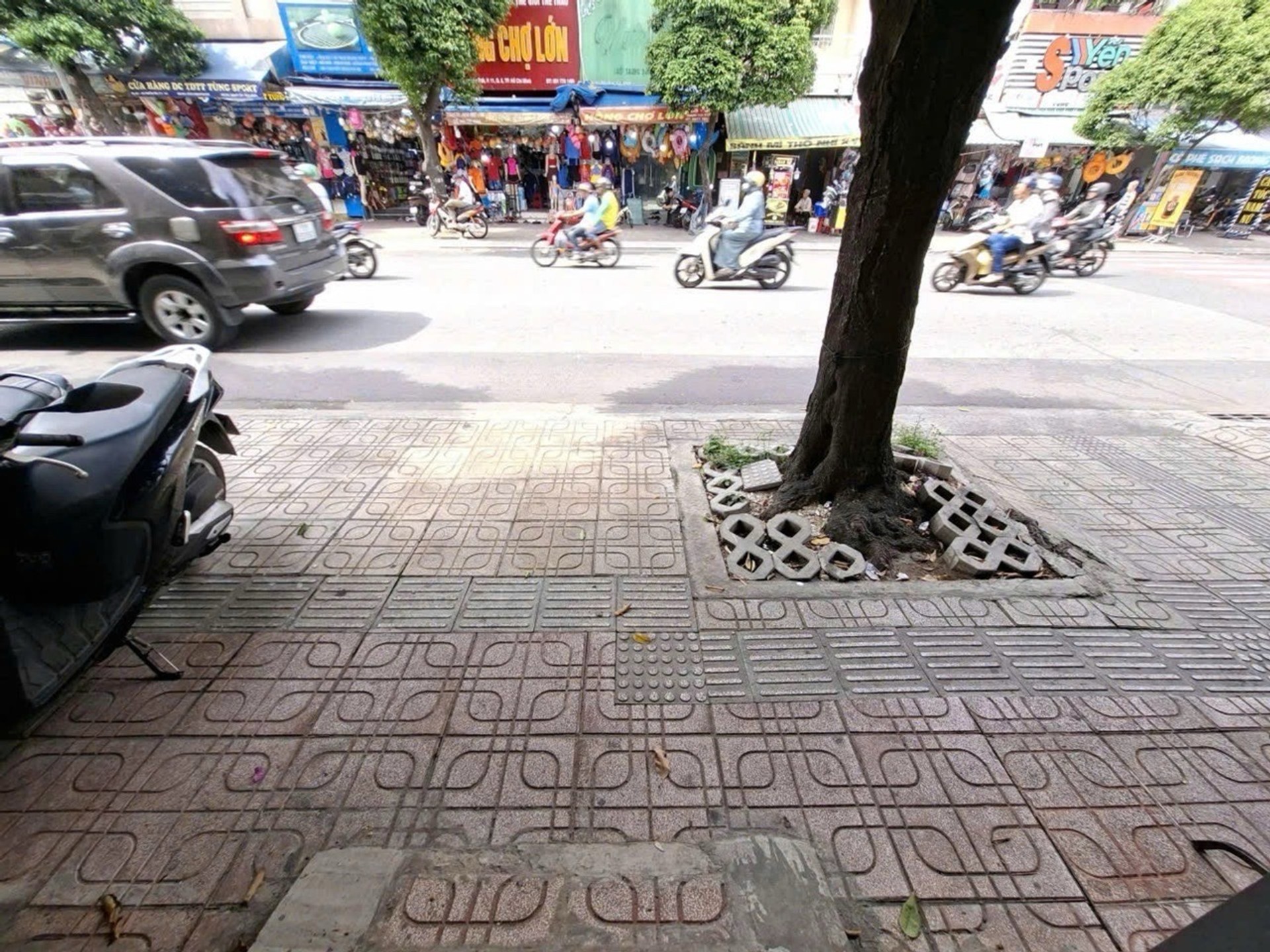 Bán nhà mặt phố Nguyễn Trãi, phường Chợ Lớn, 36.8m², 2 tầng, giá 10.9 tỷ
