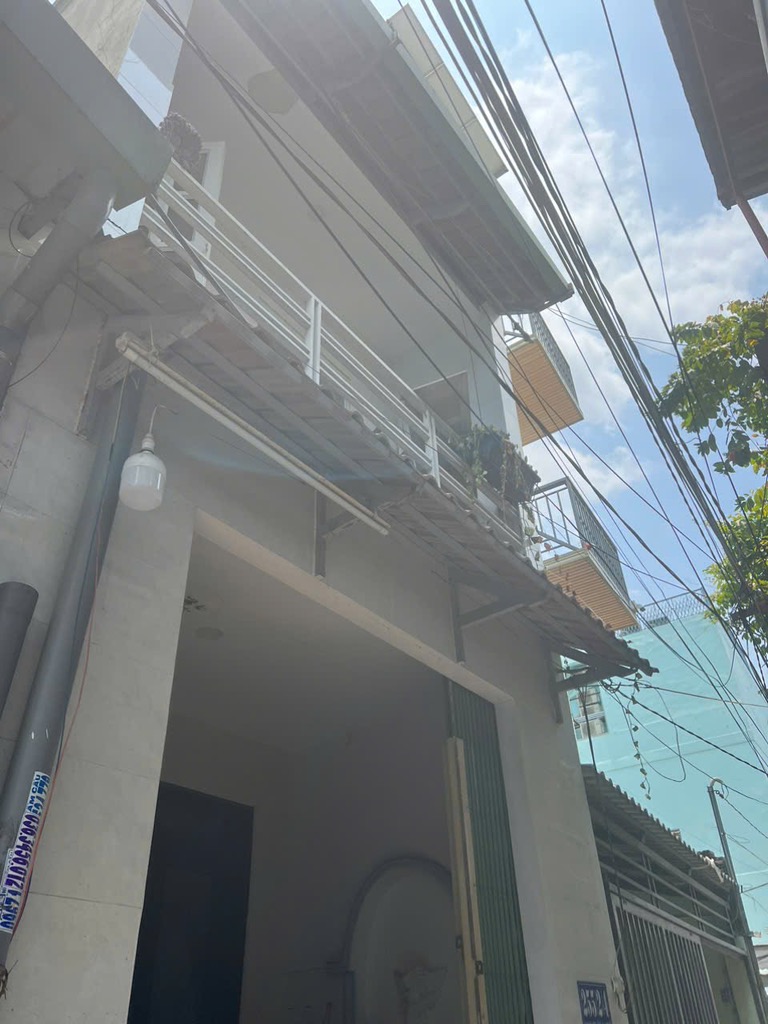 Nhà riêng 2 tầng diện tích 32m² tại Phường 11, Quận Gò Vấp giá ưu đãi