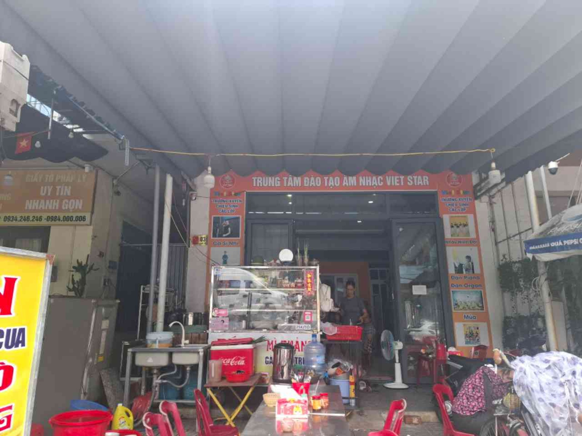 Nhà mặt phố Cẩm Lệ - Kinh doanh cực đỉnh, vỉa hè rộng thoáng