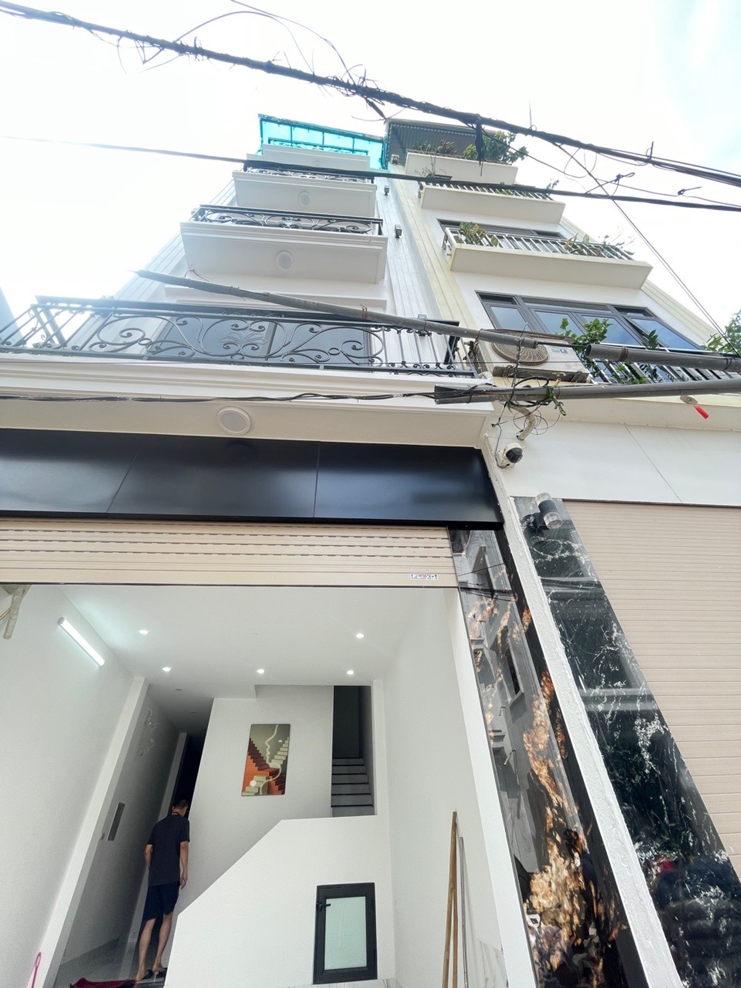 Cơ hội vàng sở hữu nhà 5 tầng mới tinh giá cực tốt tại khu vực quận trung tâm
