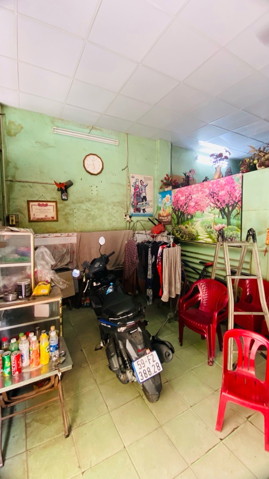 Nhà mặt phố rộng thoáng, vị trí vàng ngã 6 Phù Đổng