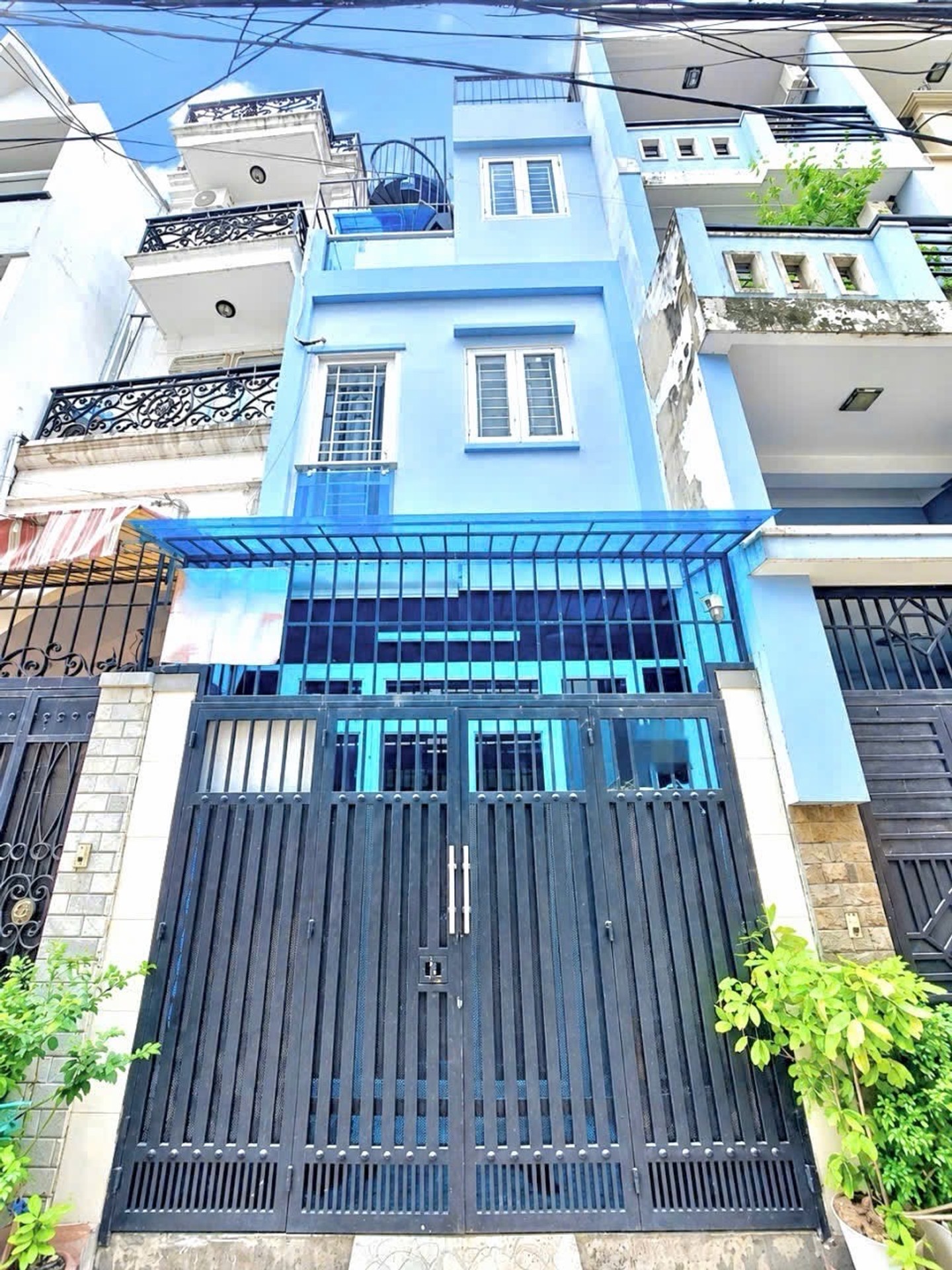 Bán nhà HXH Dương Quảng Hàm, P.5, Gò Vấp, 3 tầng 4pn, nhỉnh 6 tỷ