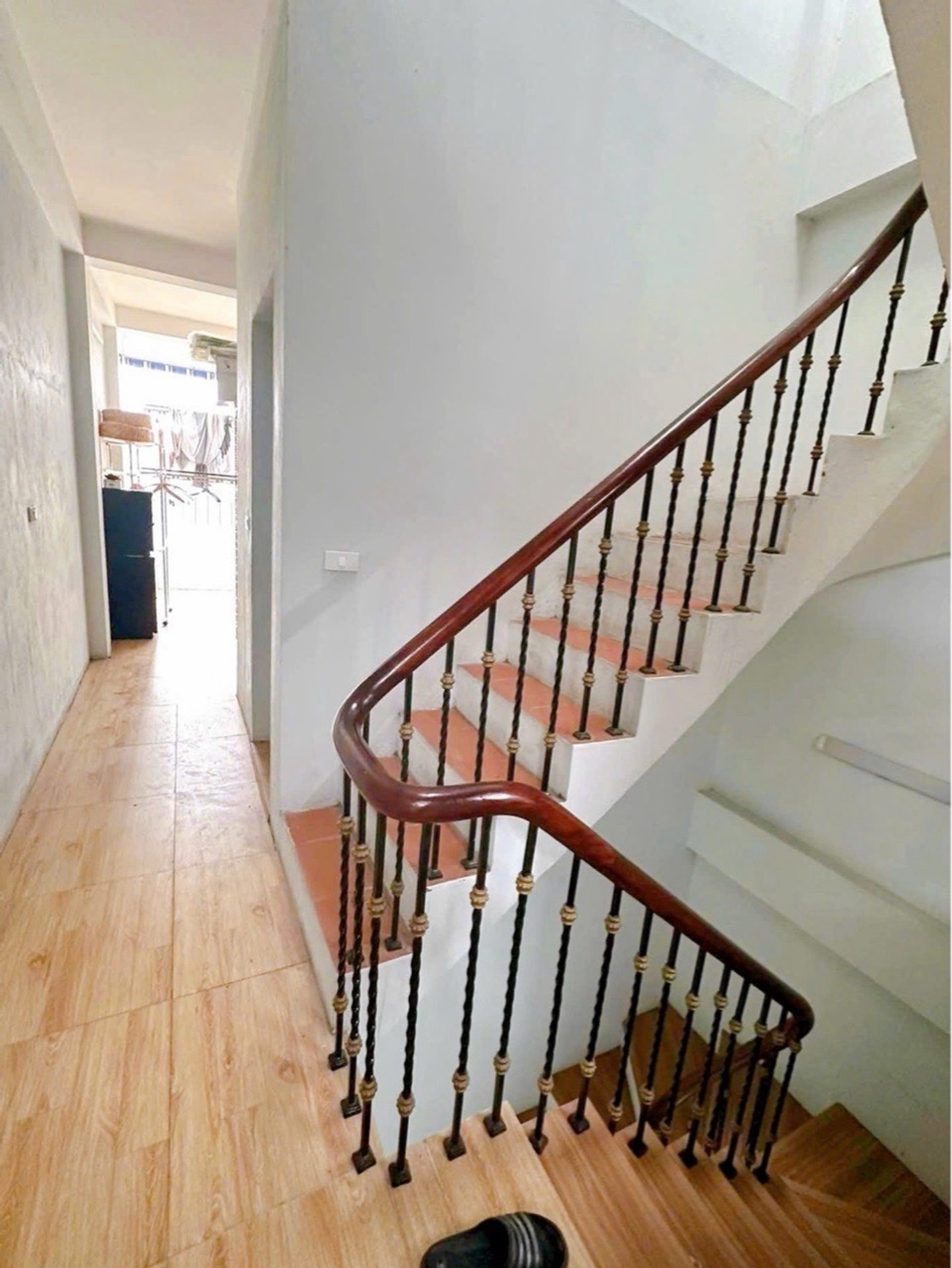 Bán nhà mặt phố Khương Thượng, Đống Đa, 6 tầng, diện tích 50m2, pháp lý đầy đủ