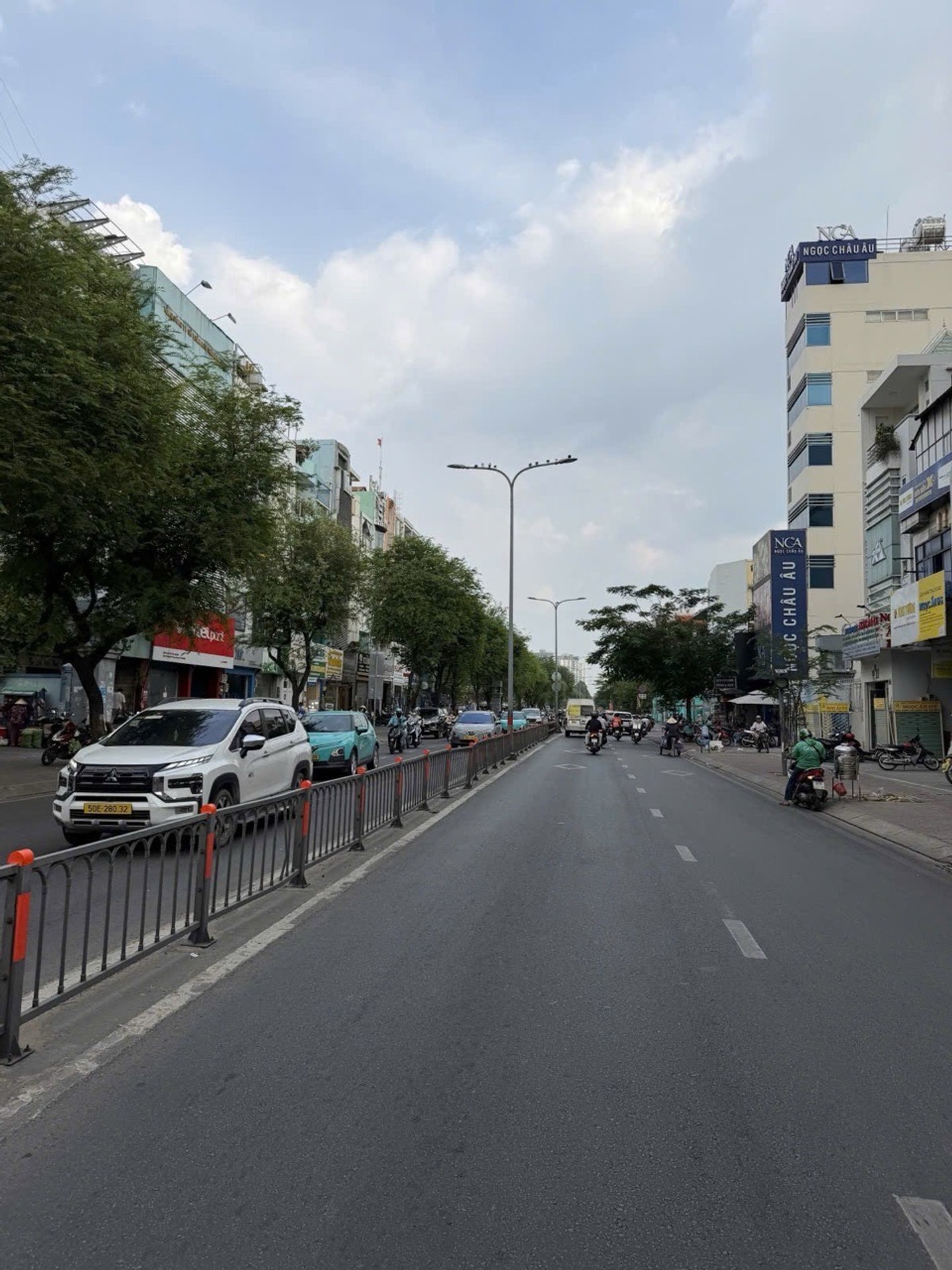 Nhà mặt phố 5 tầng gần chợ vải Tân Bình, diện tích 94m², giá 35 tỷ