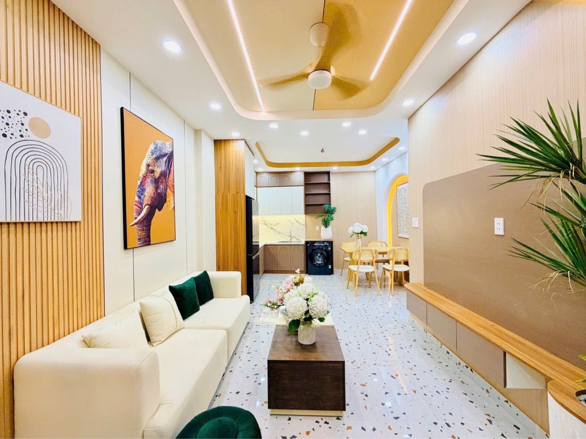 - NHÀ 2 TẦNG - FULL NỘI THẤT (4,1x8) CHÀO 4,05 TỶ - TL - TẠI LÊ VĂN THỌ GÒ VẤP

- SỔ HỒNG RIÊNG -