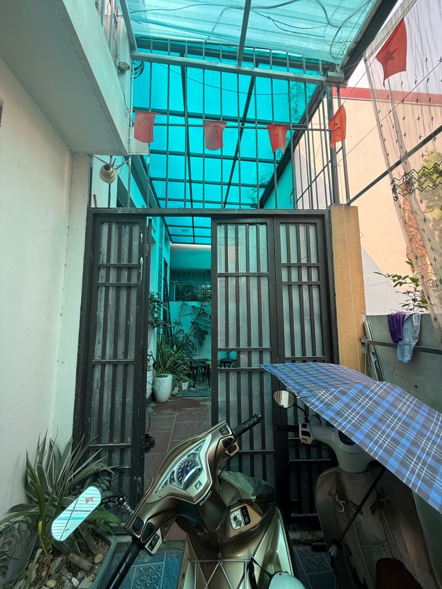 Nhà đẹp ngõ rộng An Khánh - Xách vali vào ở ngay