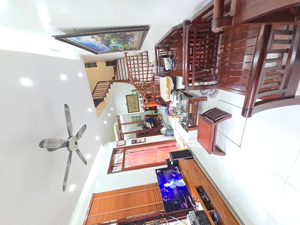 Bán biệt thự 4 tầng, diện tích 91m2 tại Long Biên, giá 20.5 tỷ