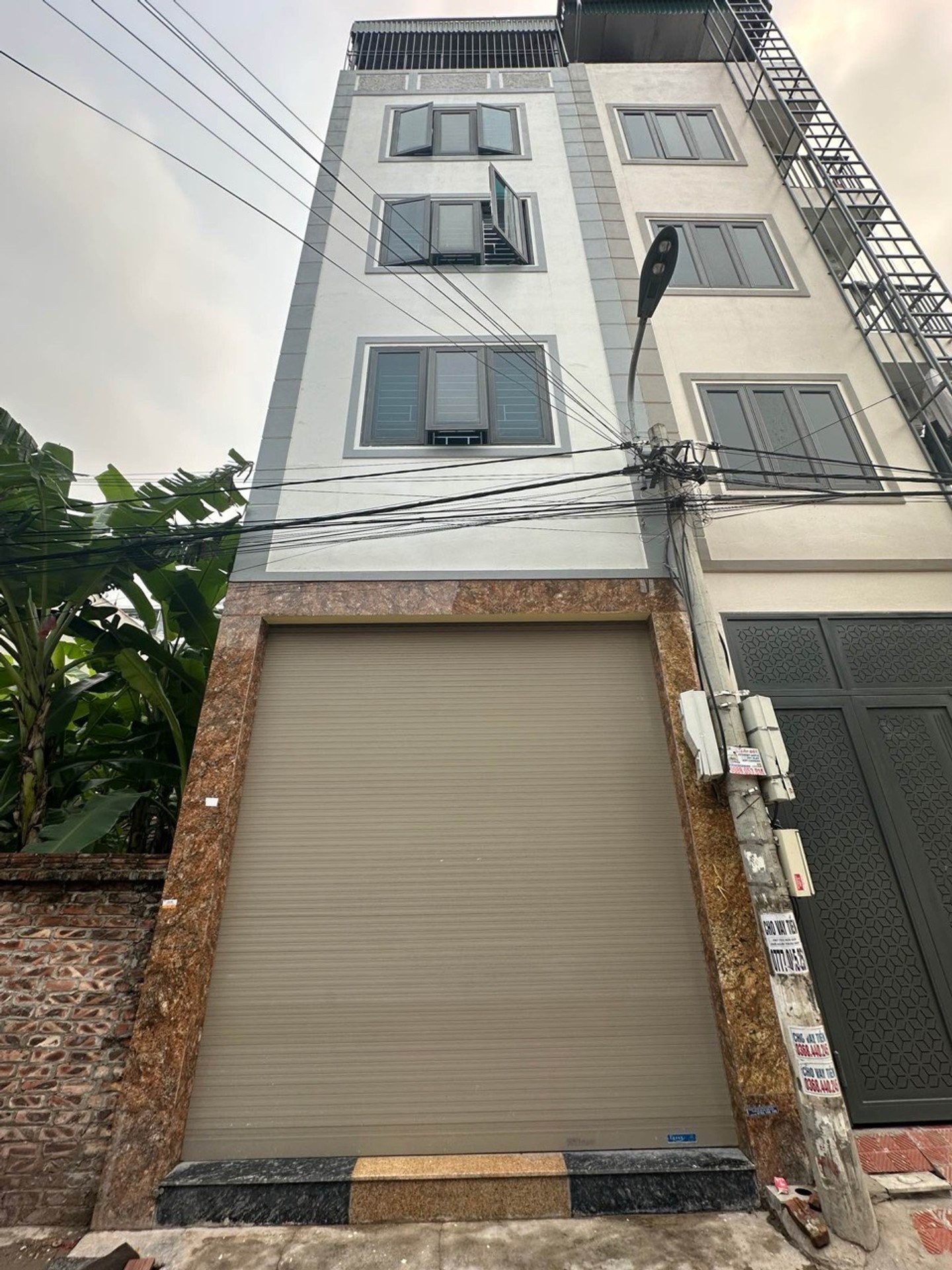 Nhà Biệt Lập Ô Tô Tránh, Vị Trí Đắc Địa Gần Vành Đai