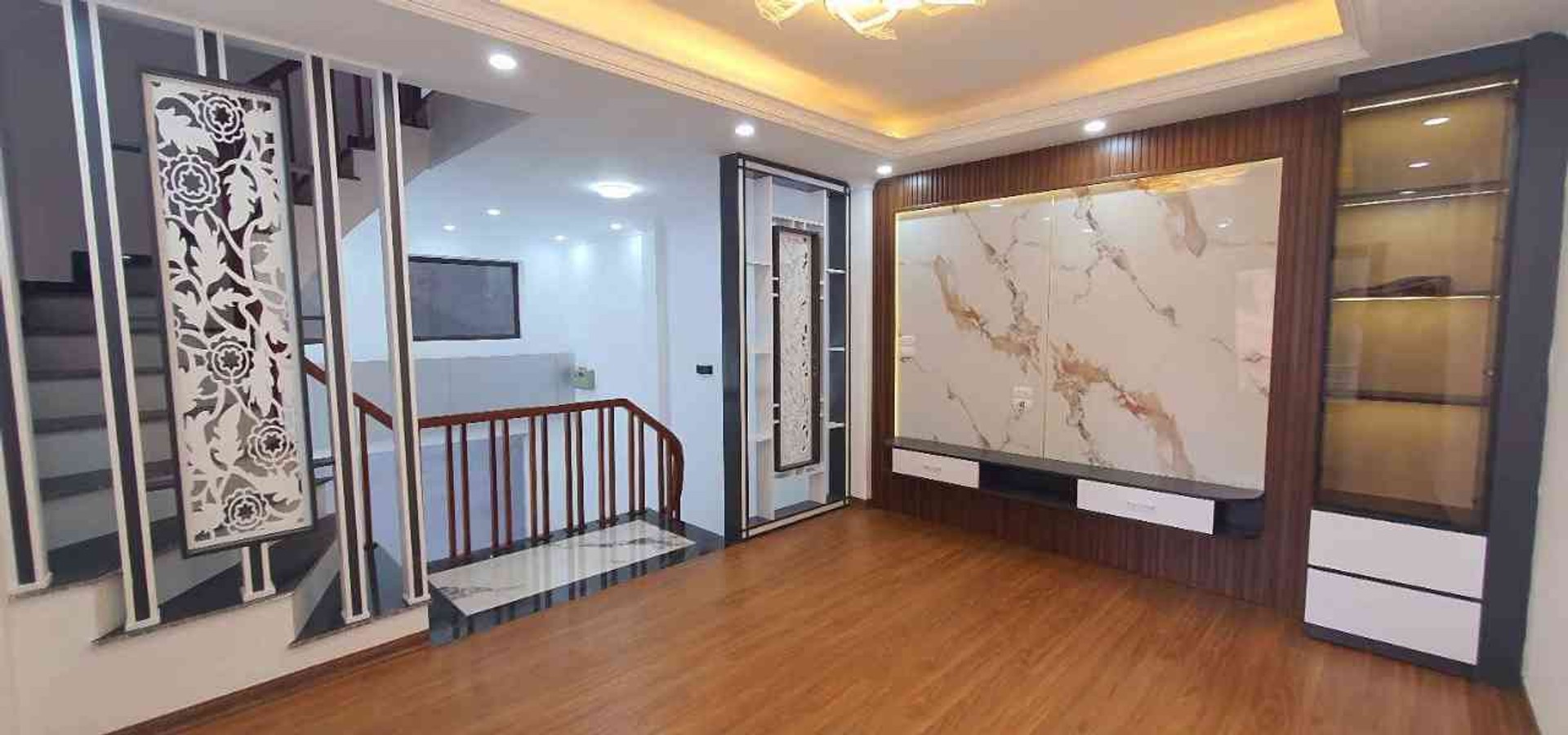 Nhà 5 Tầng Mới Tinh Tại Cụm 9 Vĩnh Ninh