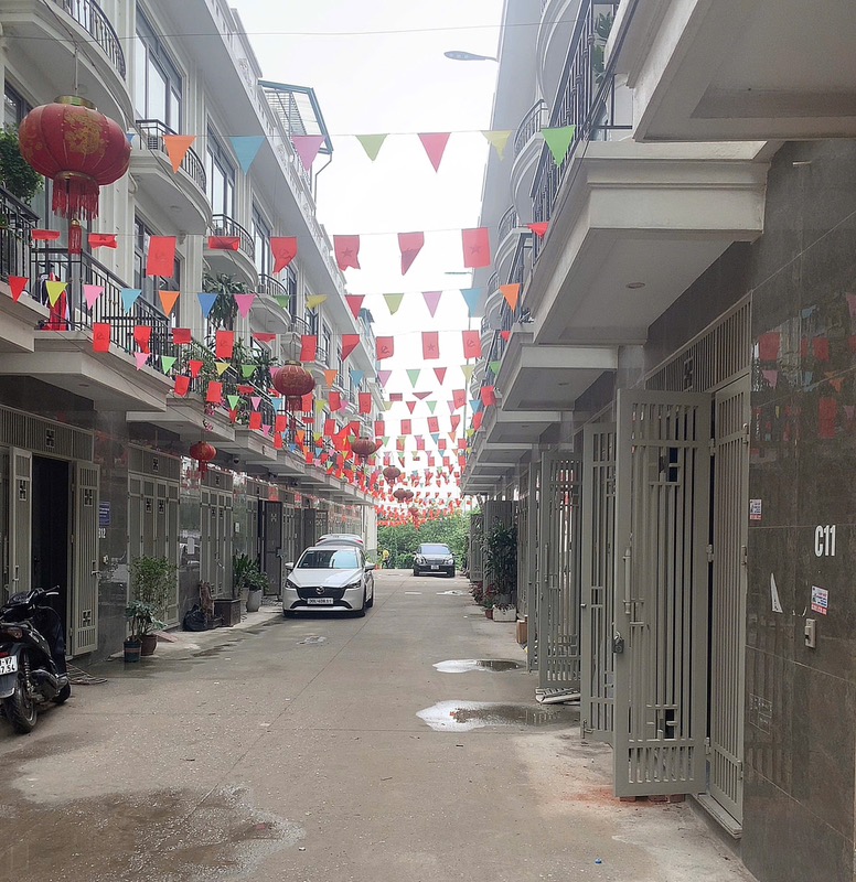 Nhà 4 tầng ô tô tránh, nội thất sang - Sống chuẩn hiện đại