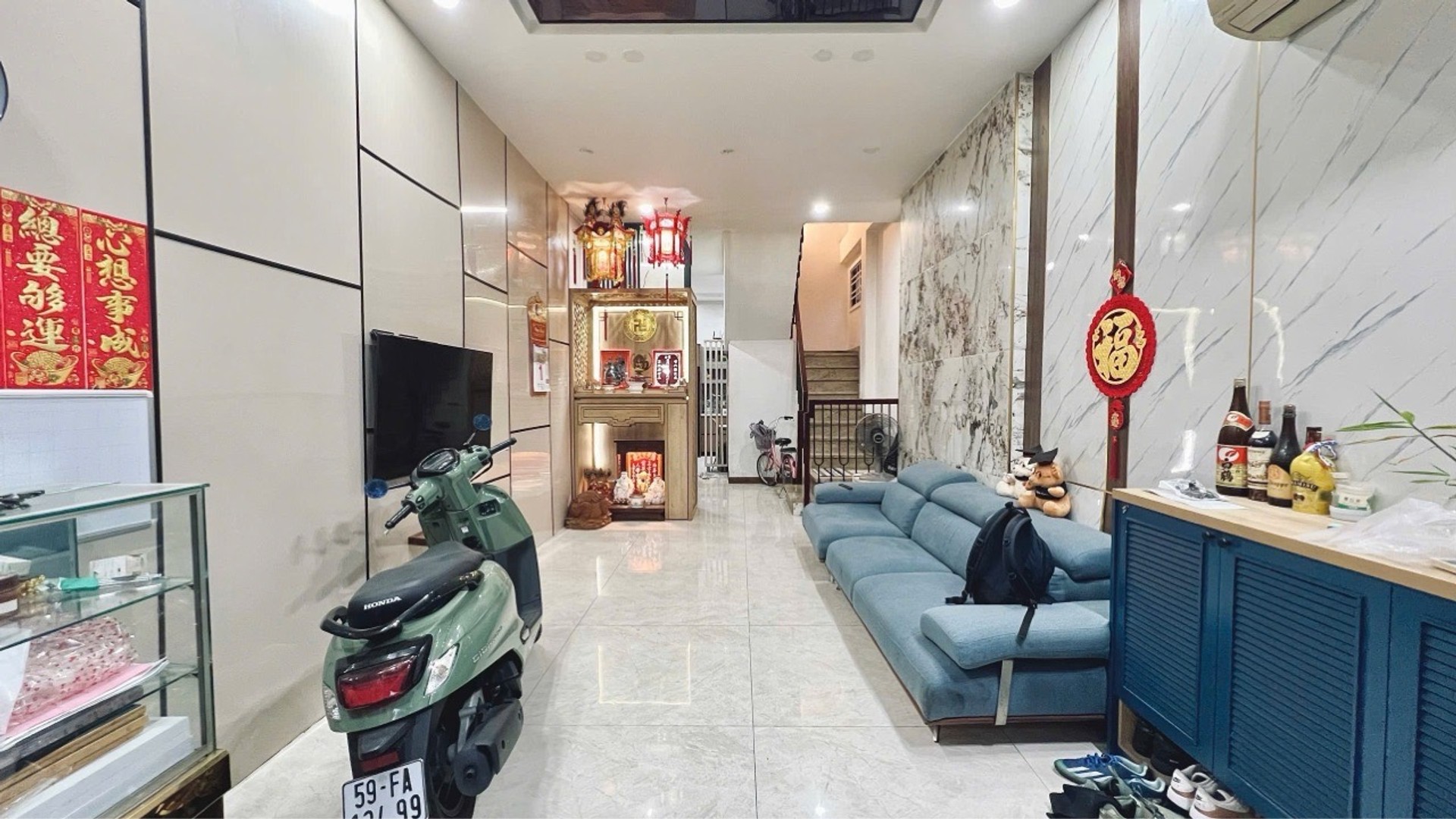 Mặt tiền KD đẳng cấp tại Thạch Thị Thanh, Q1. 4 lầu, 64m2, sân thượng xanh, vị trí đắc địa.