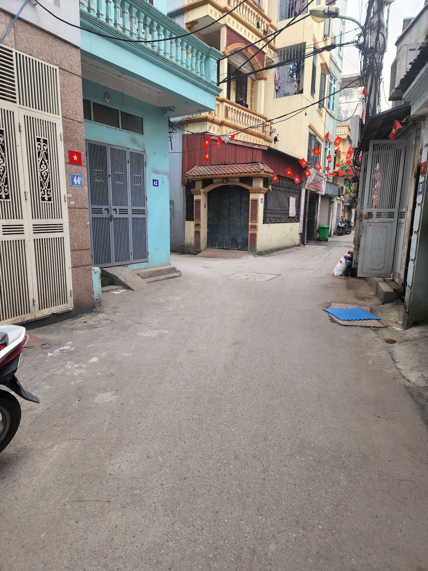 Nhà ngõ ô tô tránh Bằng Liệt, thiết kế hiện đại, thoáng mát