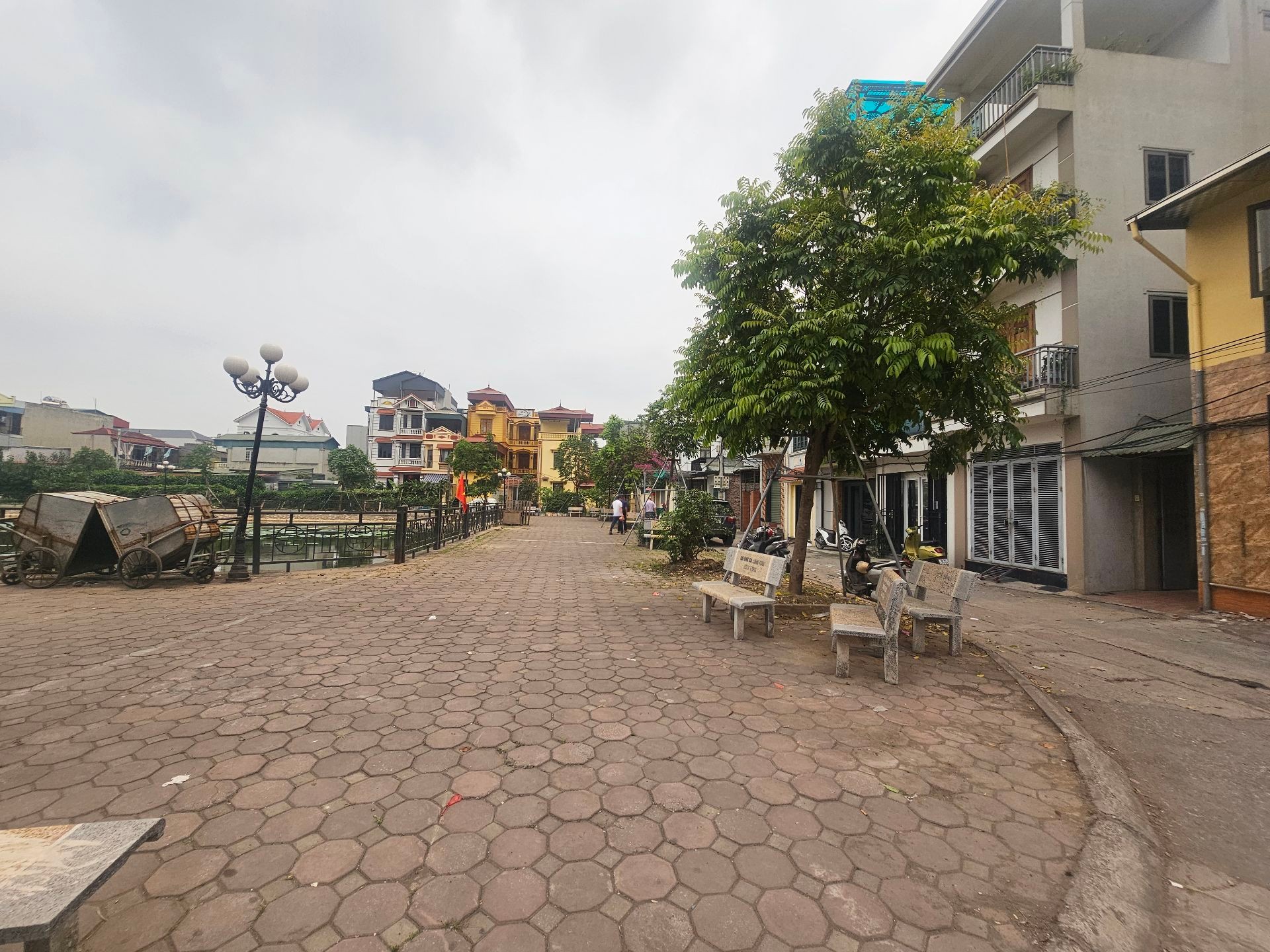 Cơ hội vàng sở hữu đất tặng nhà cấp 4 ngay gần Hồ Vĩnh Ninh
