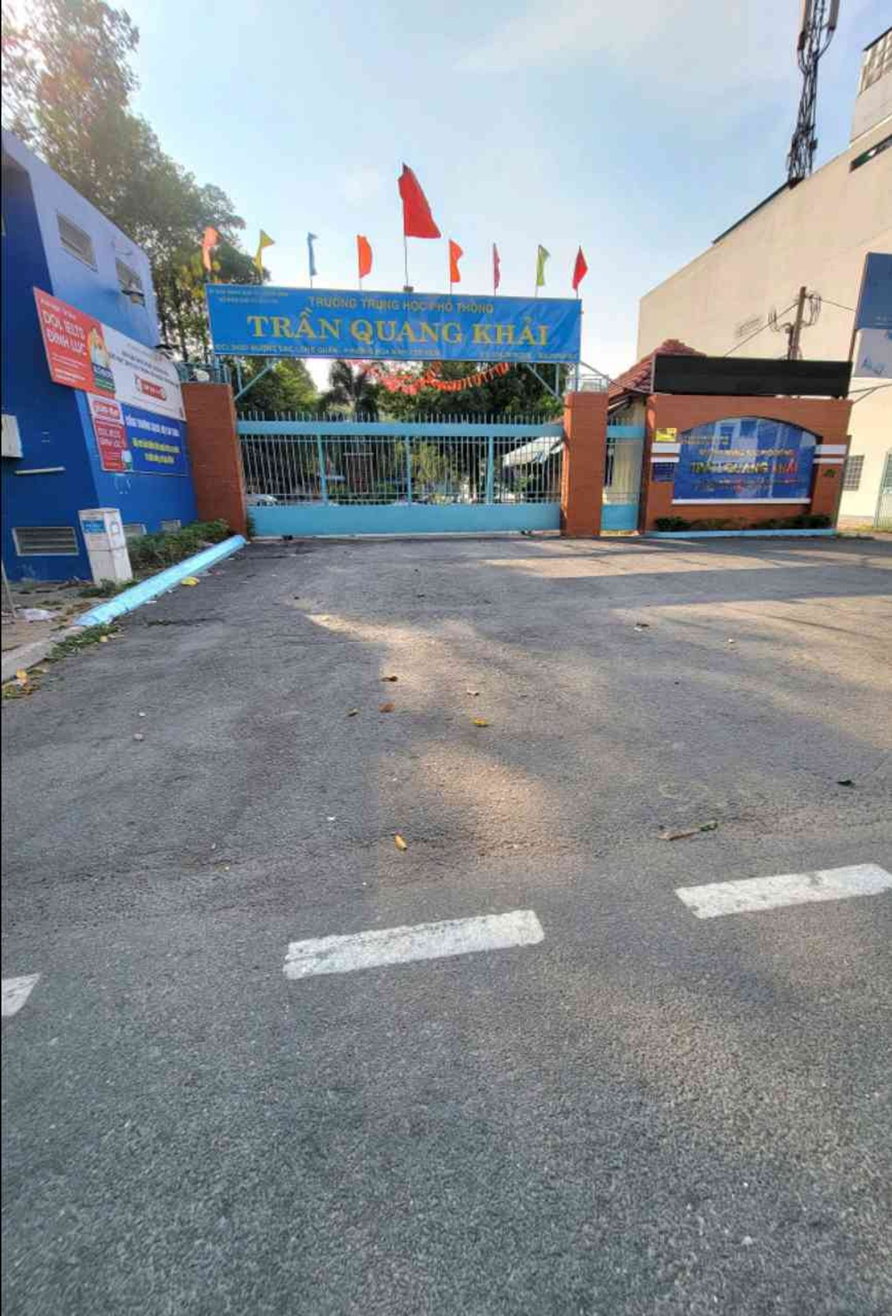 Nhà riêng kiên cố tại quận Tây Hồ với 5 phòng ngủ, 4 tầng