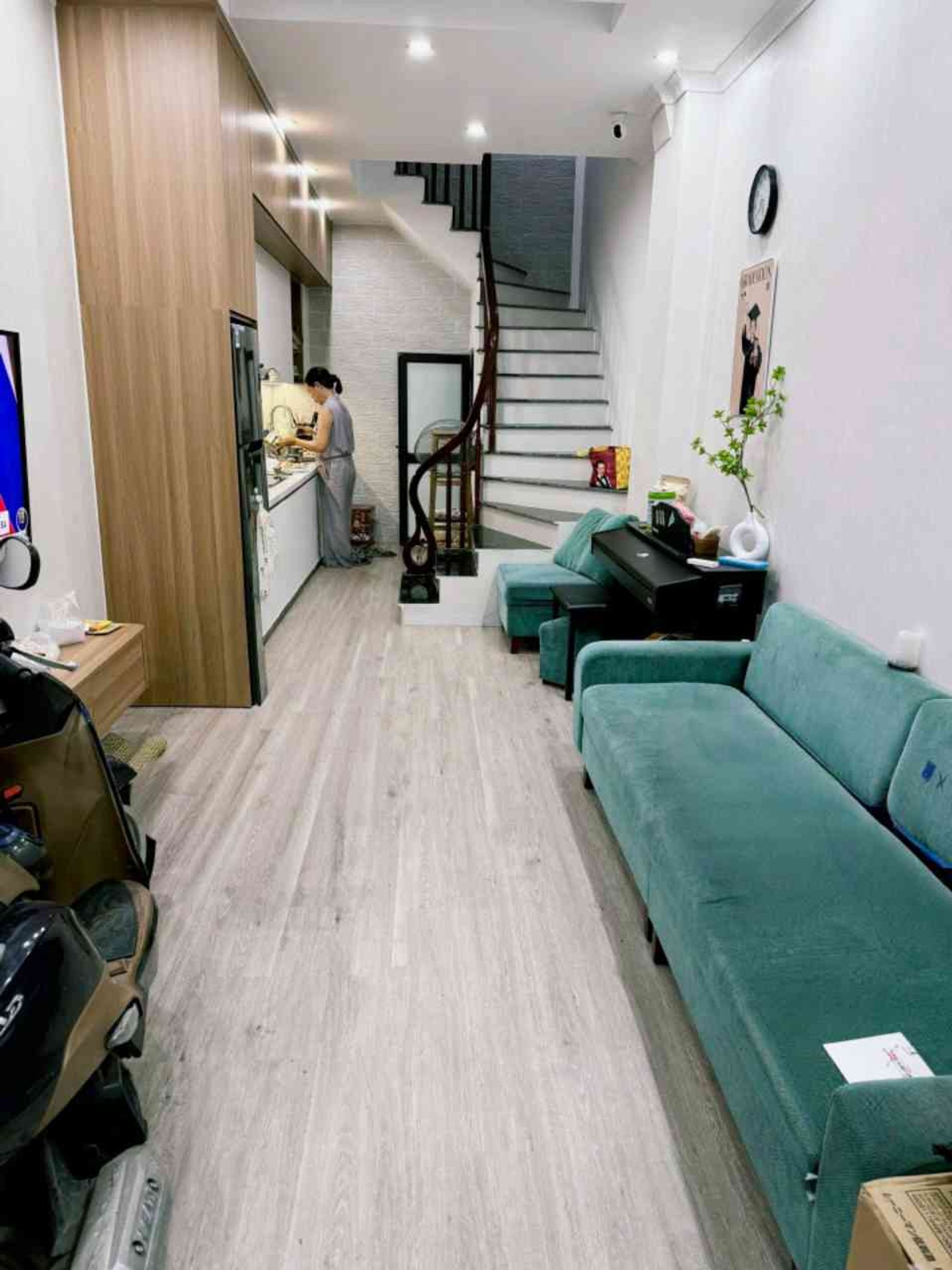 Sống Đẳng Cấp Giữa Lòng Dương Nội - Nhà 5 Tầng Sang Trọng