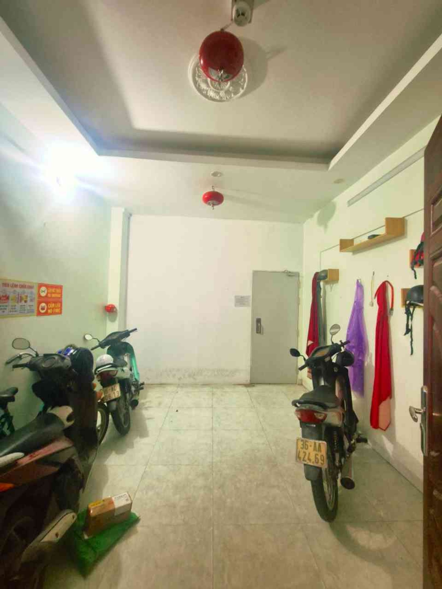 Nhà 5 Tầng Phố Yên Hòa - Vị Trí Đỉnh, Sống Sang
